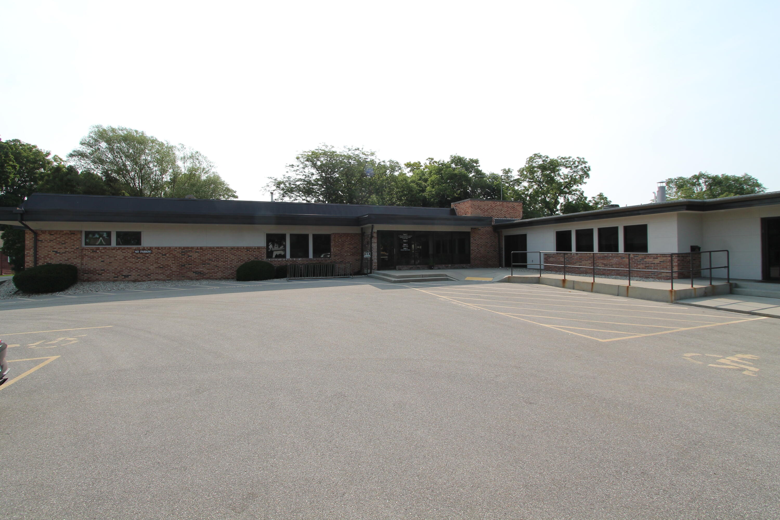 190 Gardner Ave, 3