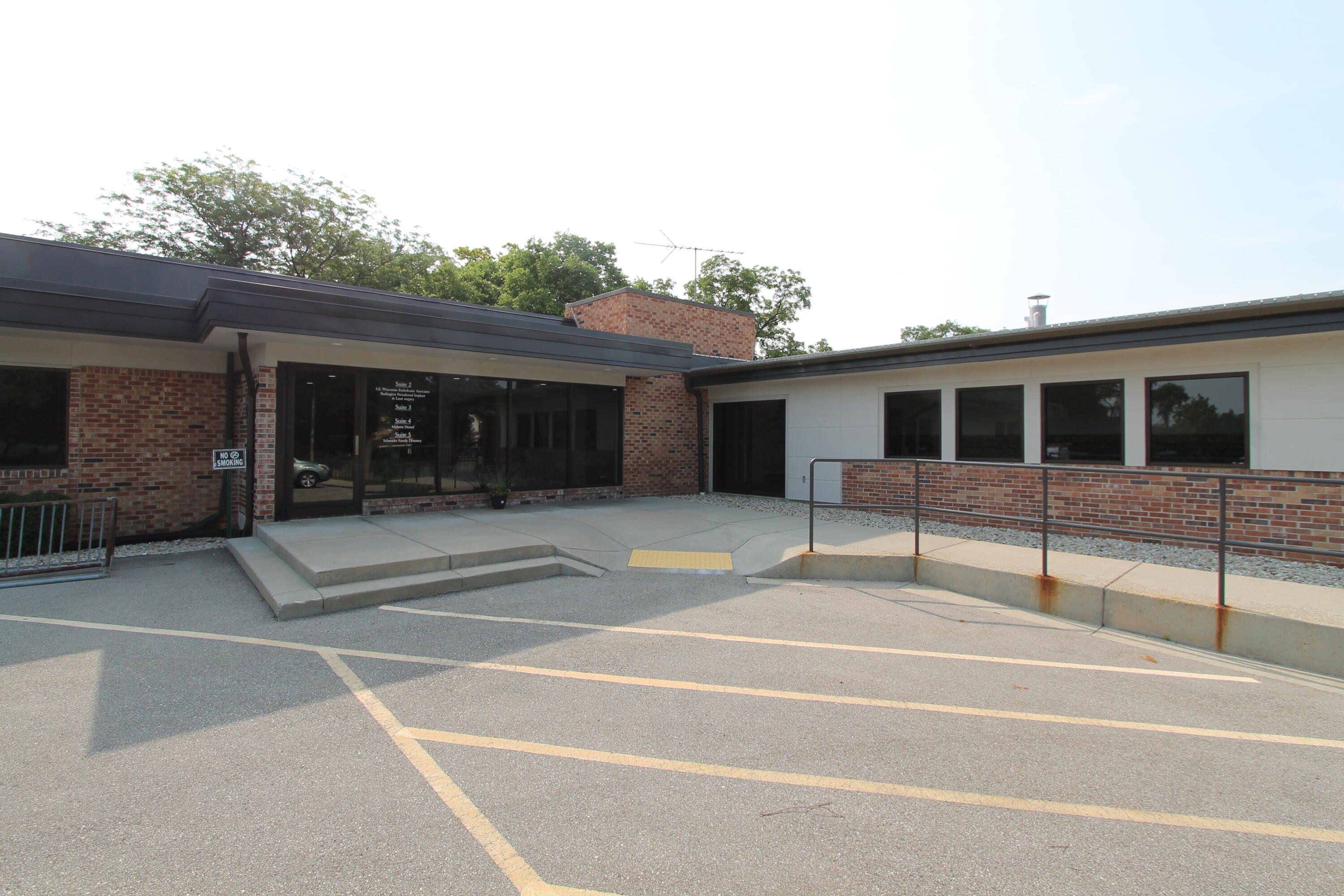 190 Gardner Ave, 3