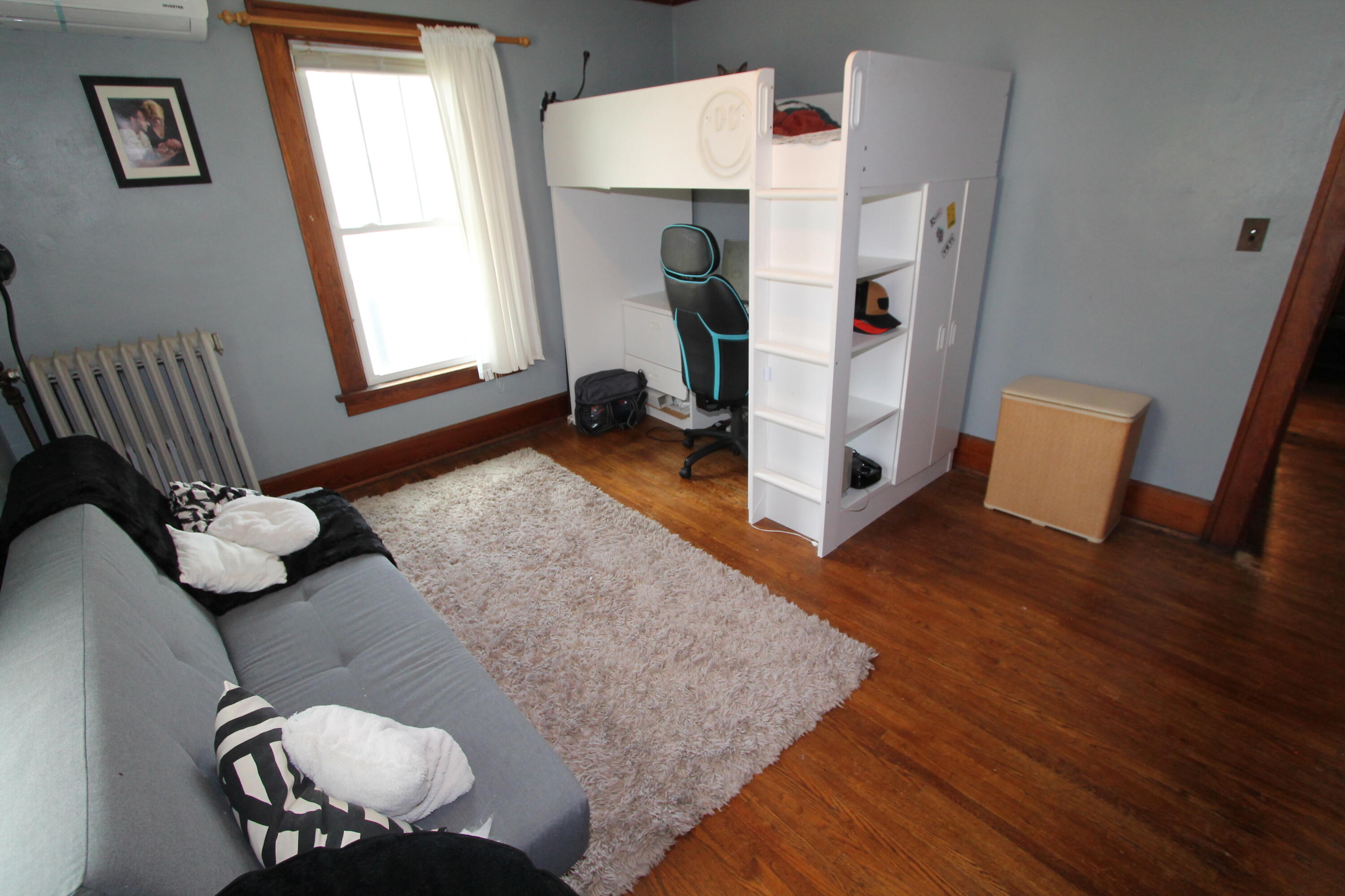 140 Kendall St, Burlington
