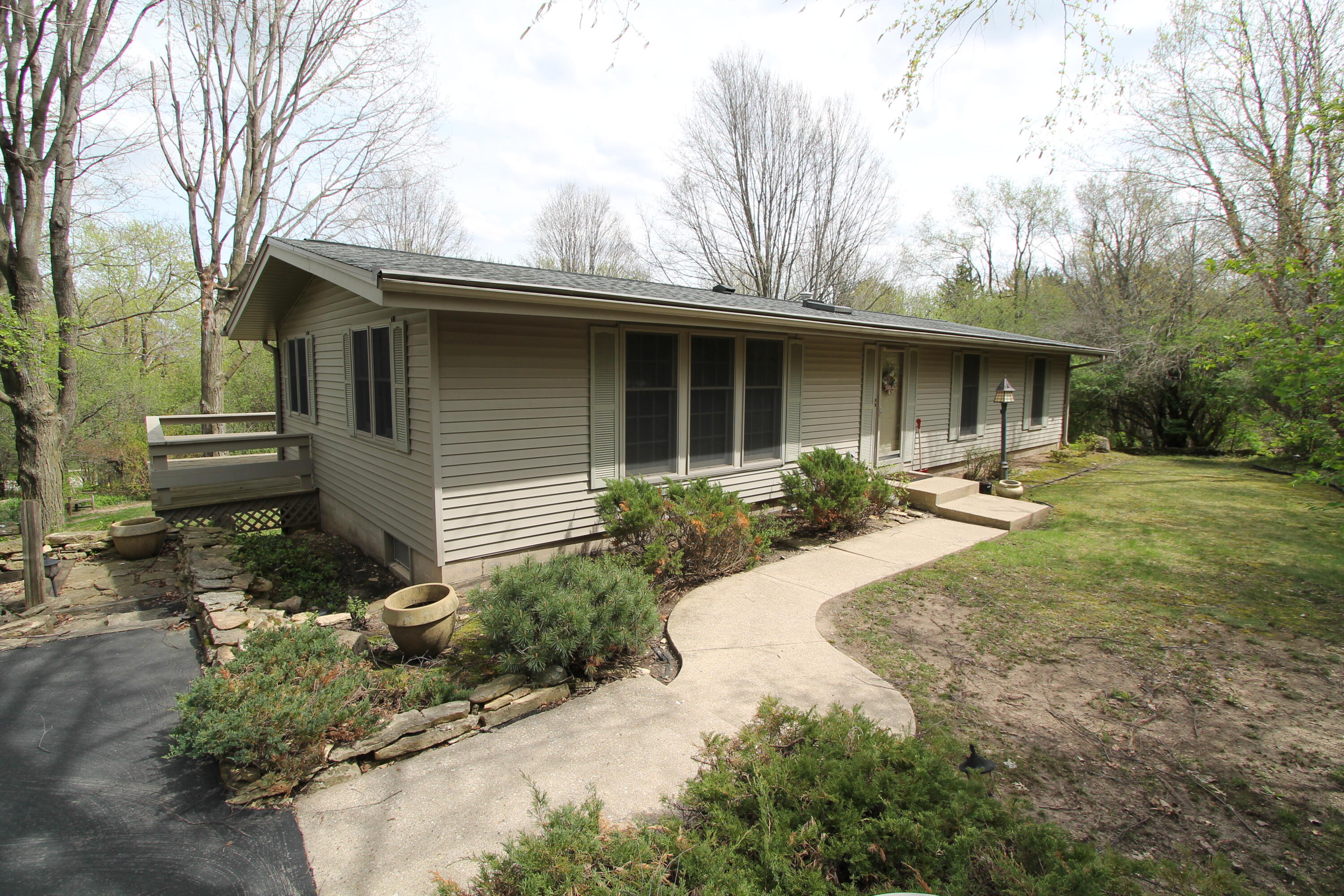 308 Highridge Rd, Burlington