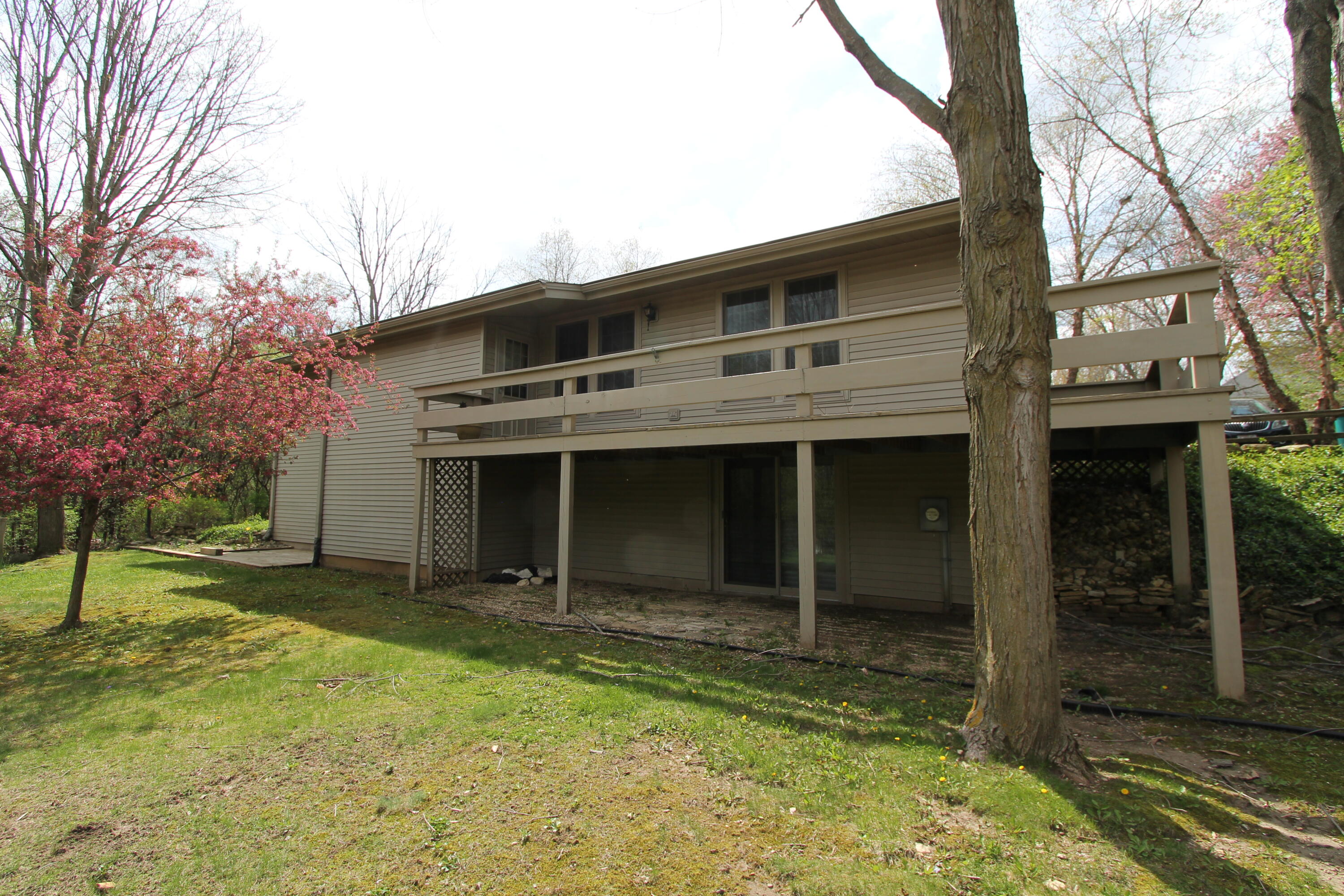 308 Highridge Rd, Burlington