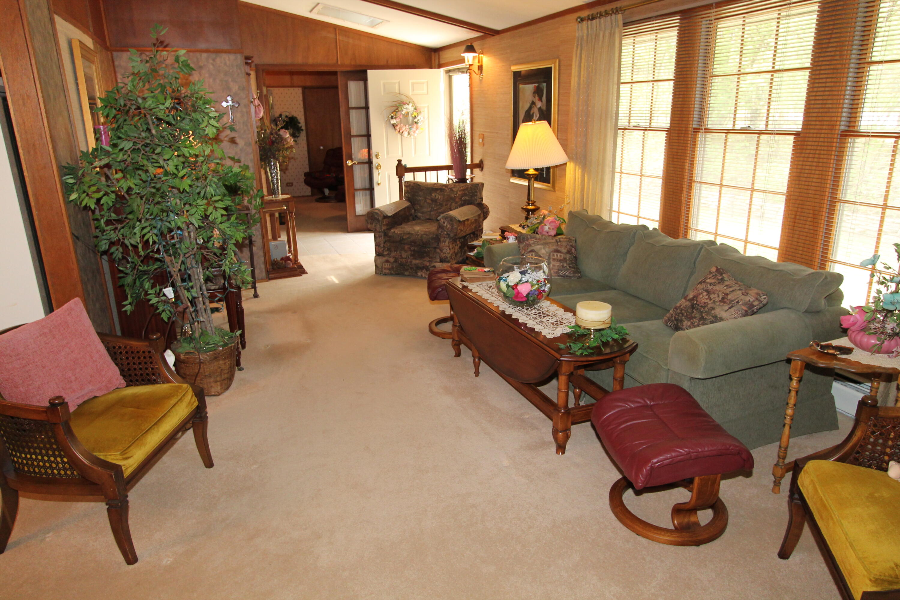 308 Highridge Rd, Burlington