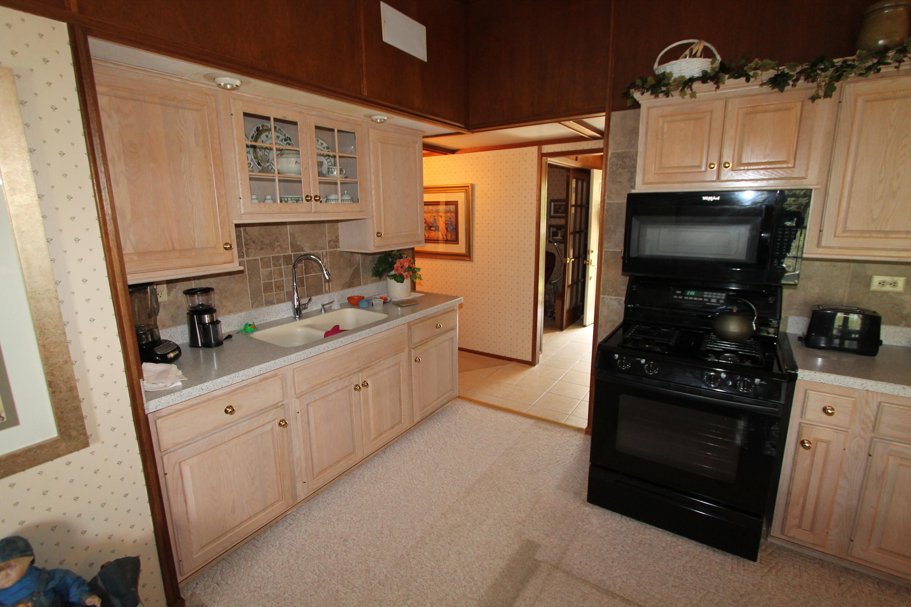 308 Highridge Rd, Burlington