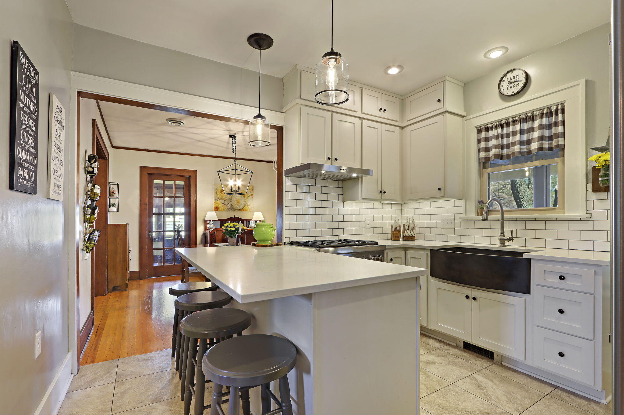 164 W Highland Ave