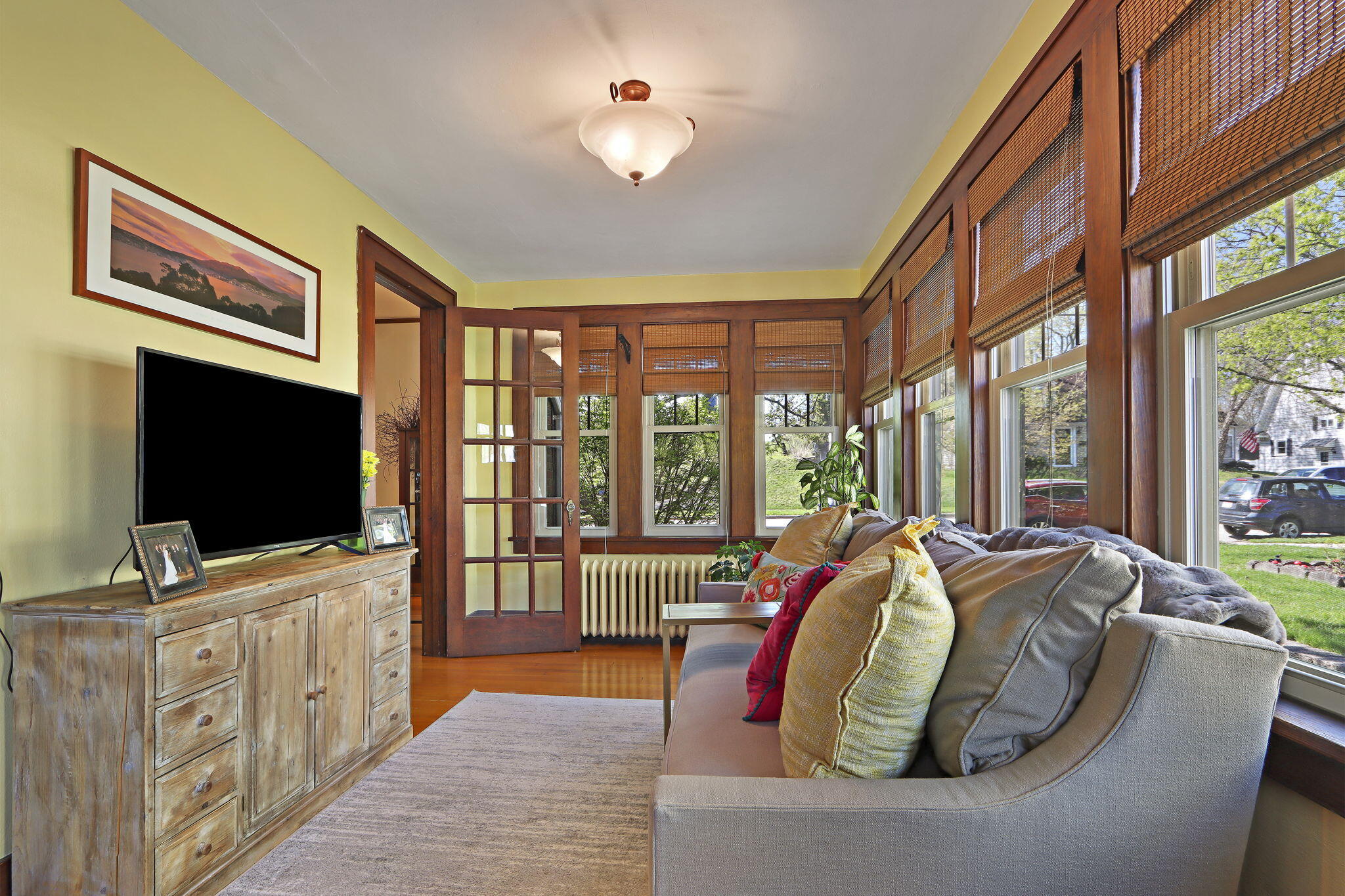 164 W Highland Ave