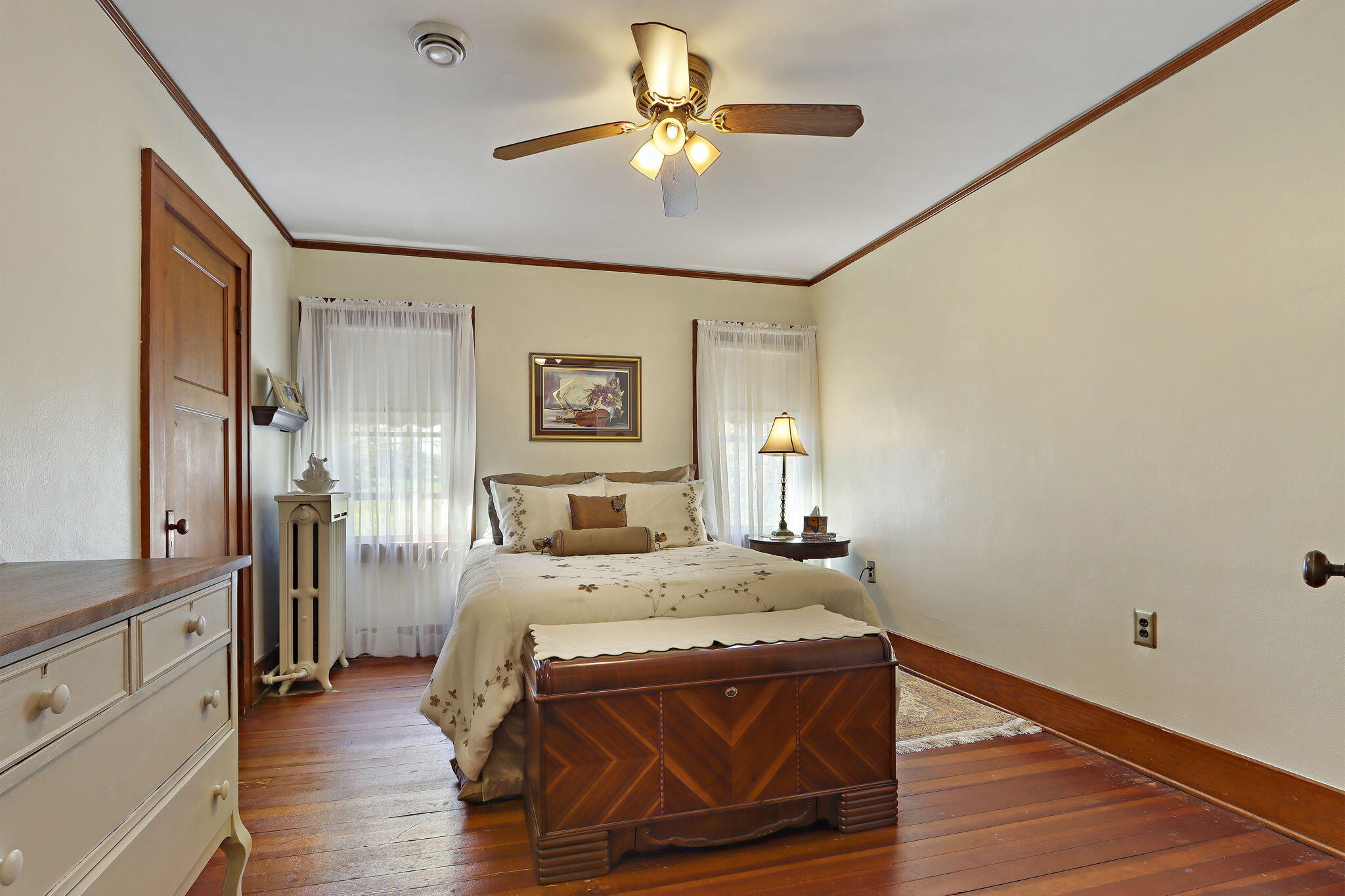 164 W Highland Ave