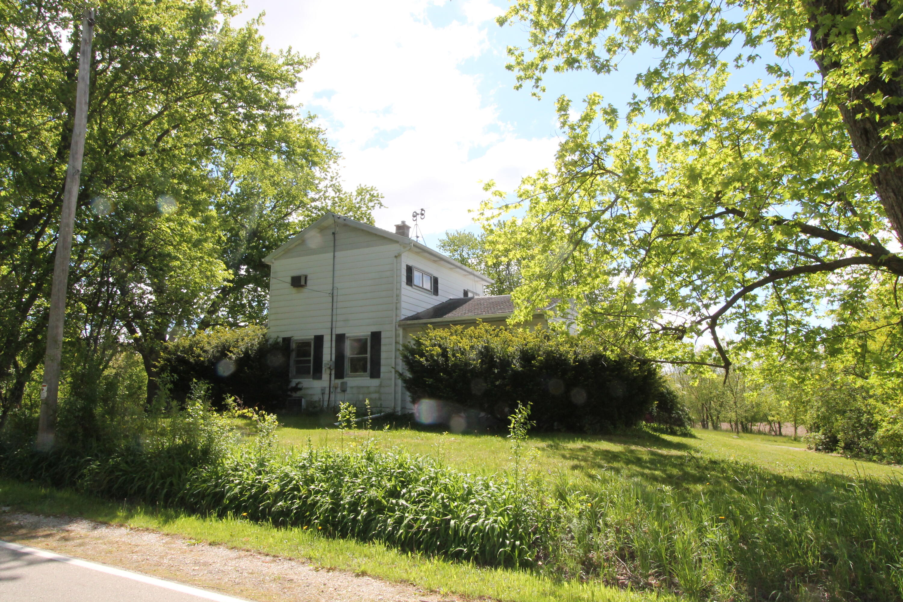 6131 S Loomis Rd, Norway