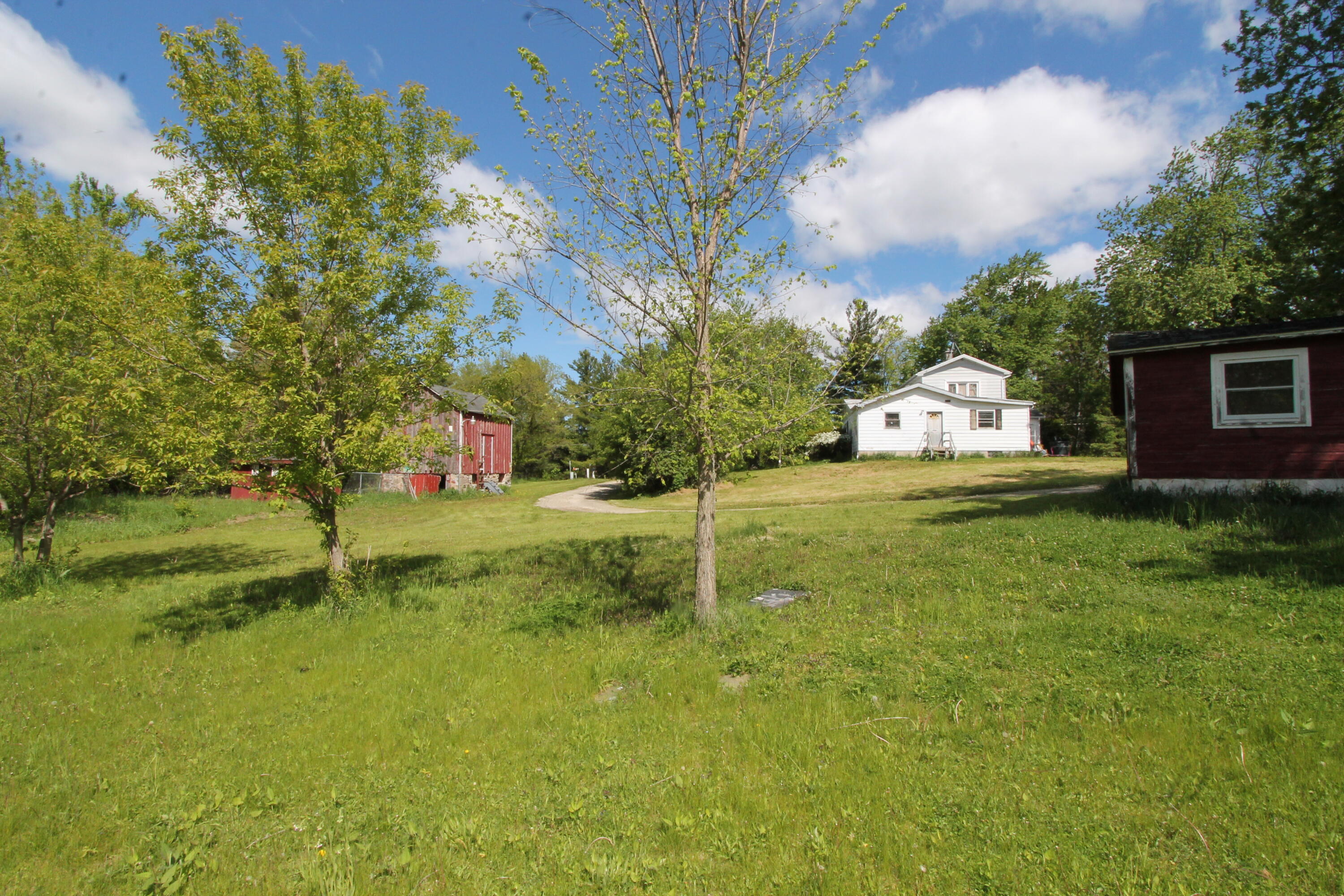 6131 S Loomis Rd, Norway