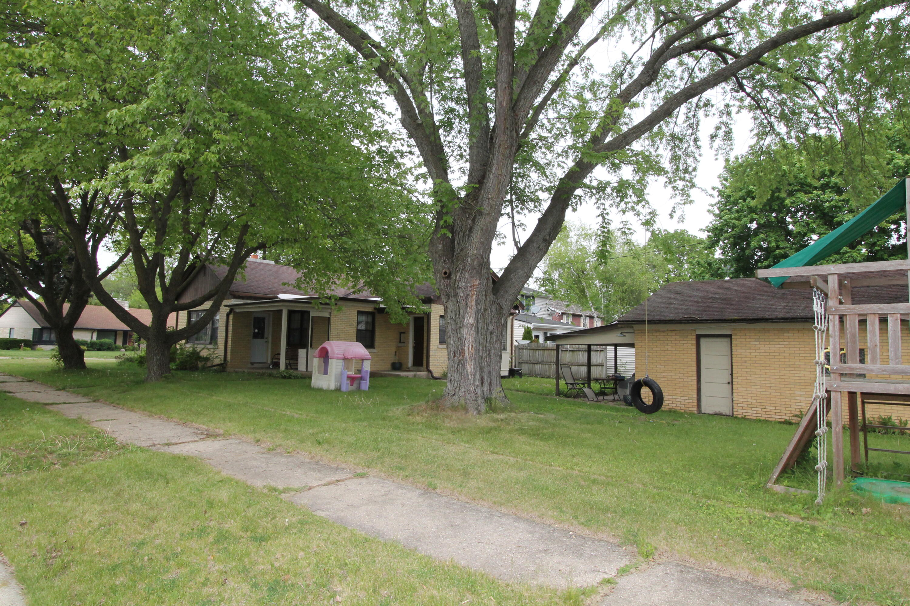 431 Walnut St
