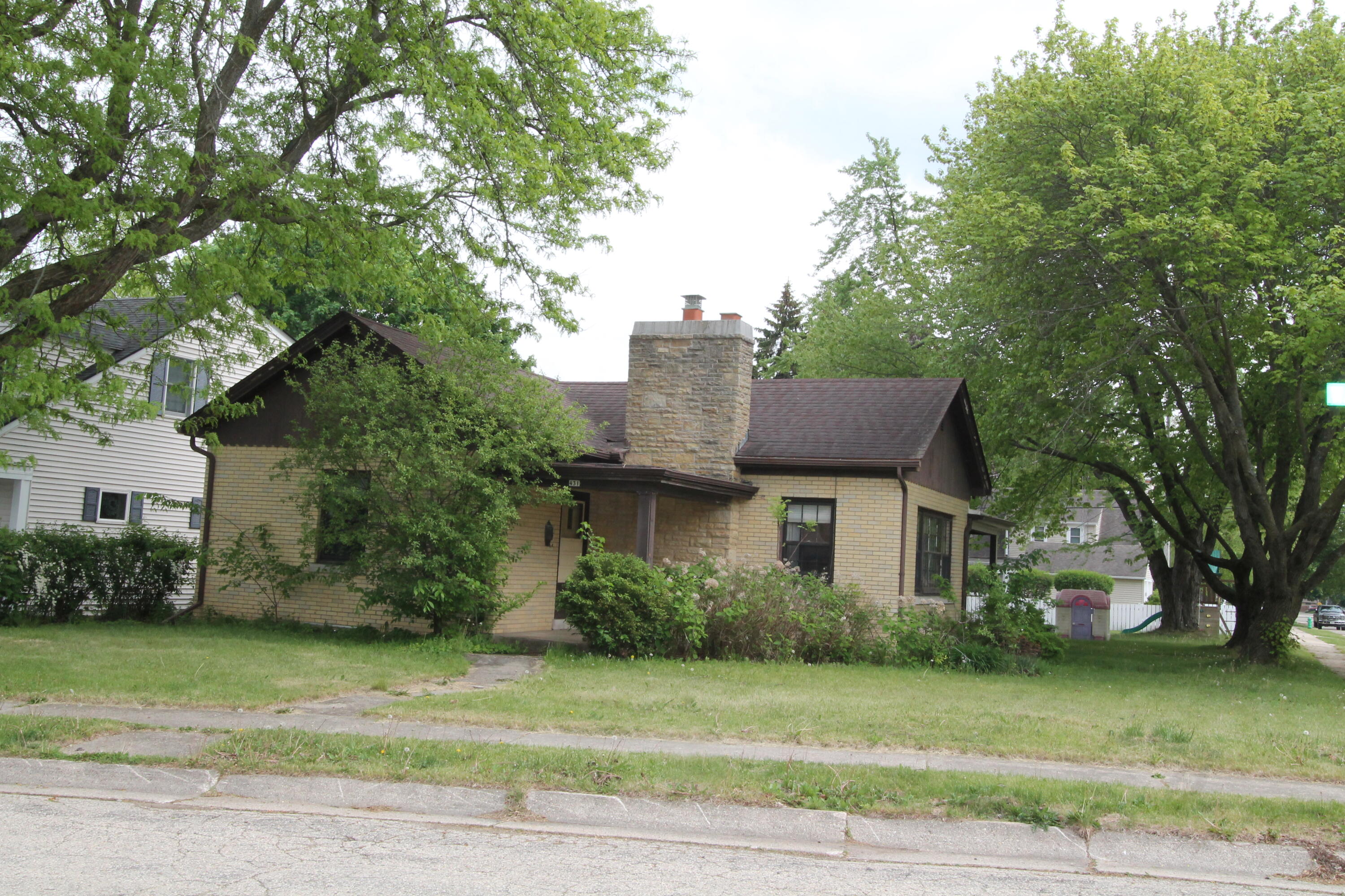 431 Walnut St