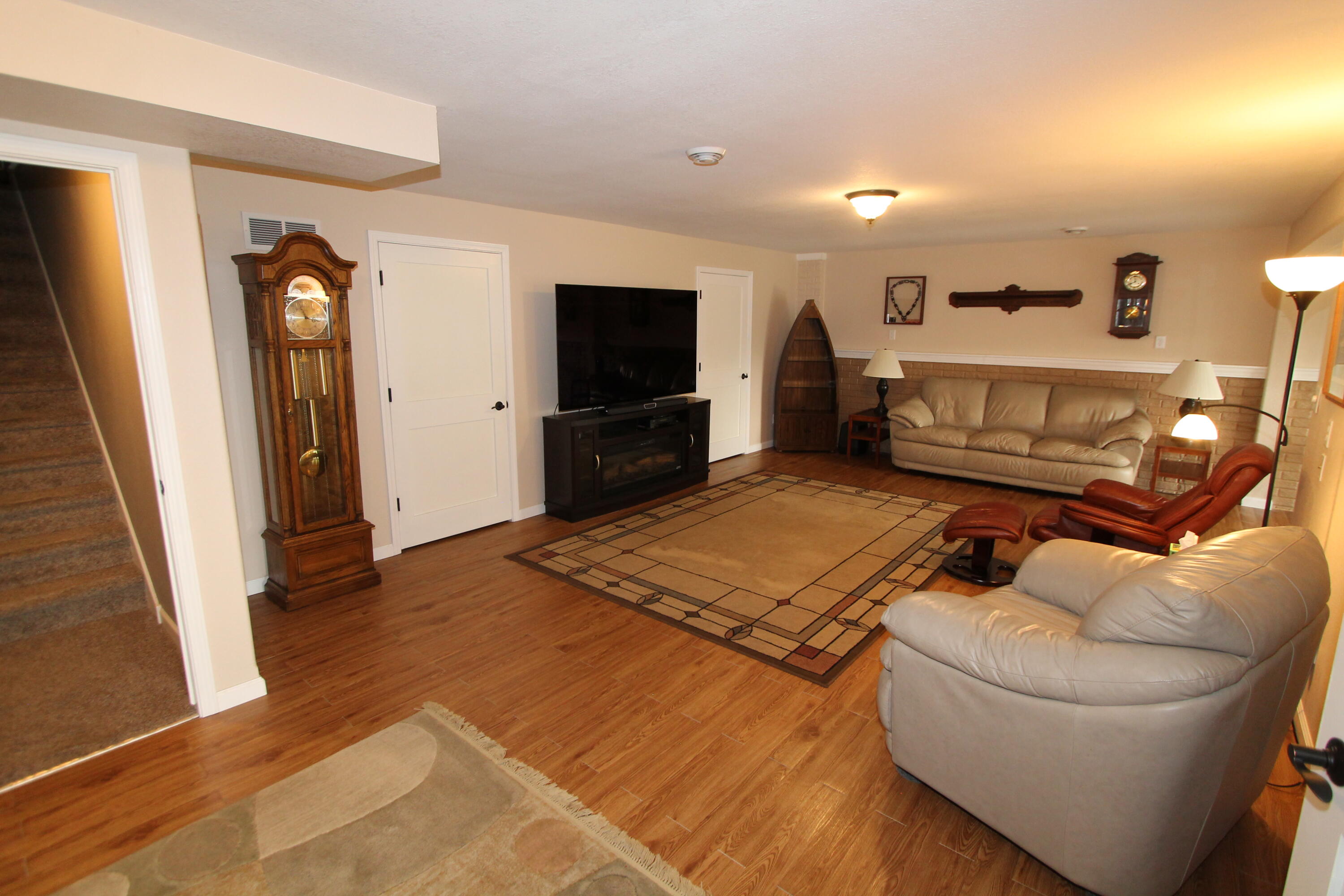 282 Settlement Dr