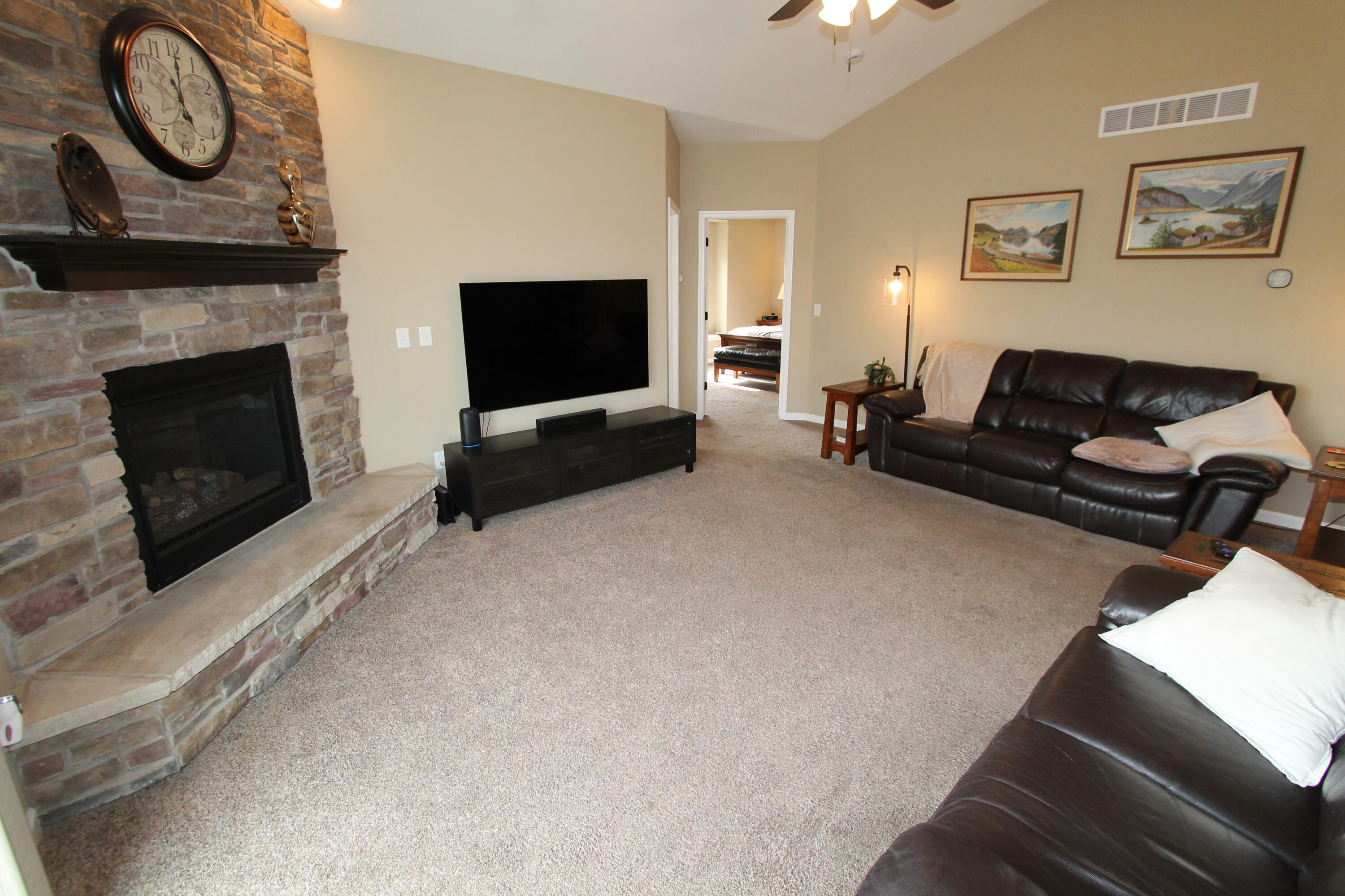 282 Settlement Dr