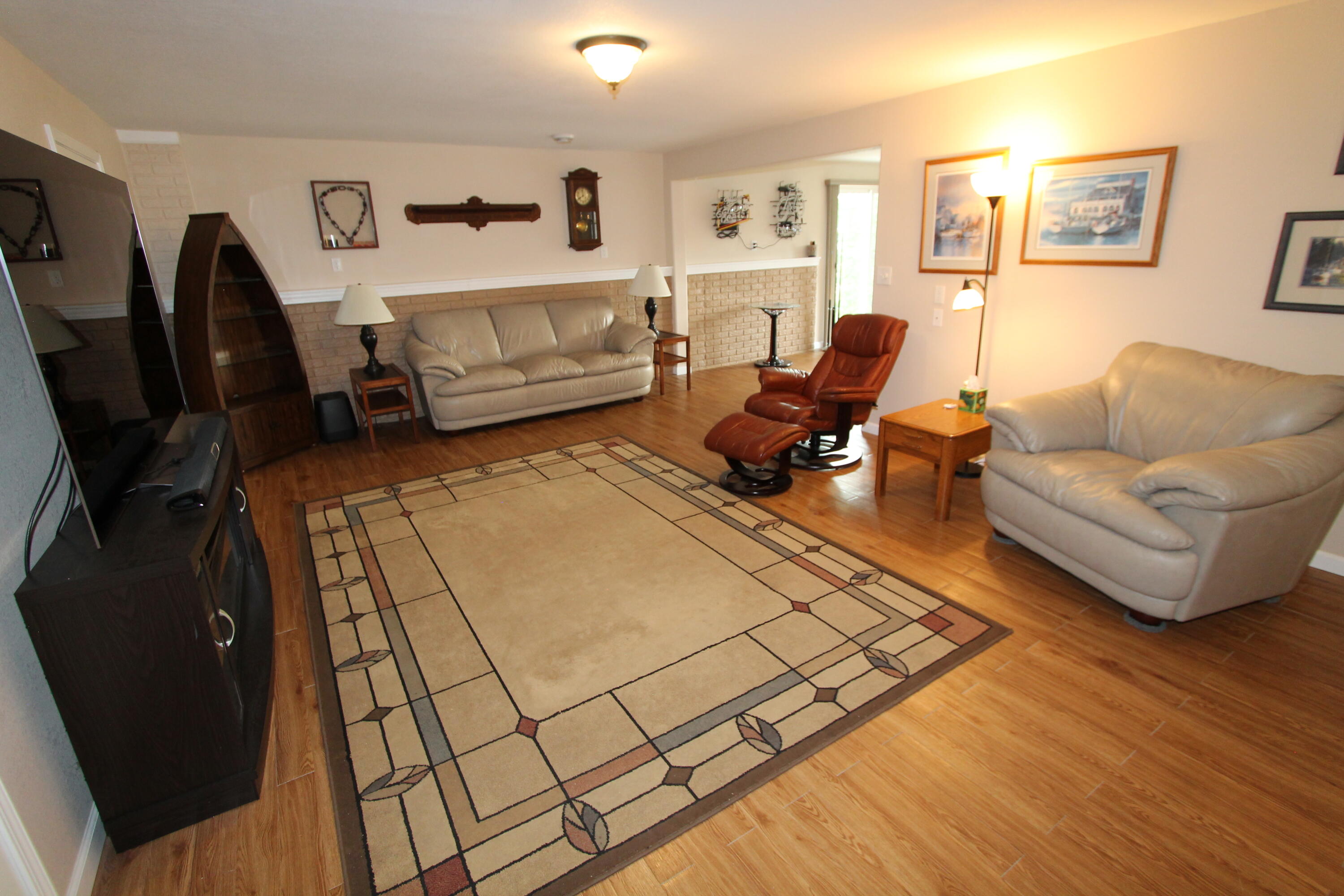 282 Settlement Dr