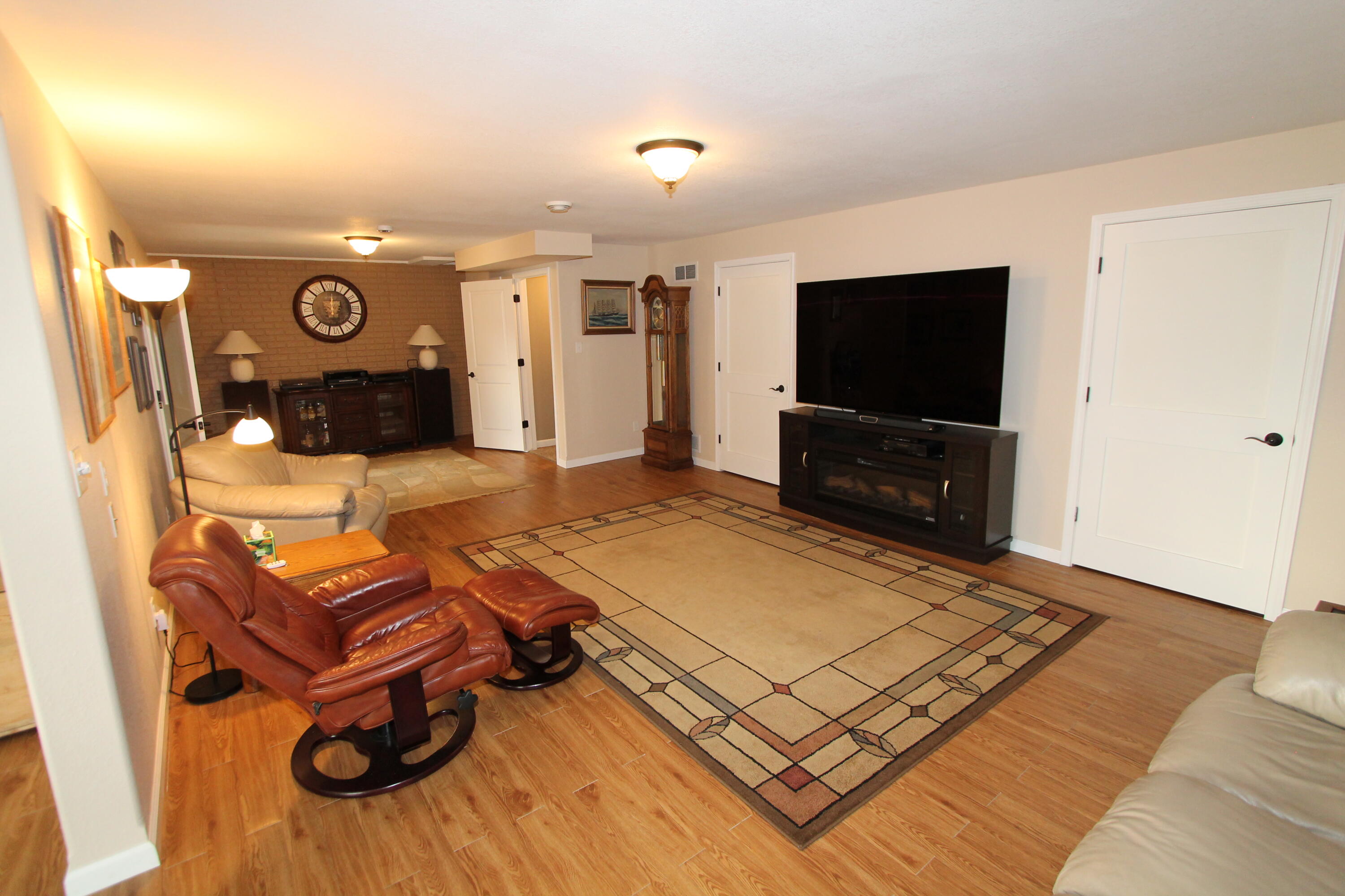 282 Settlement Dr