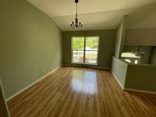 118 Manchester Dr