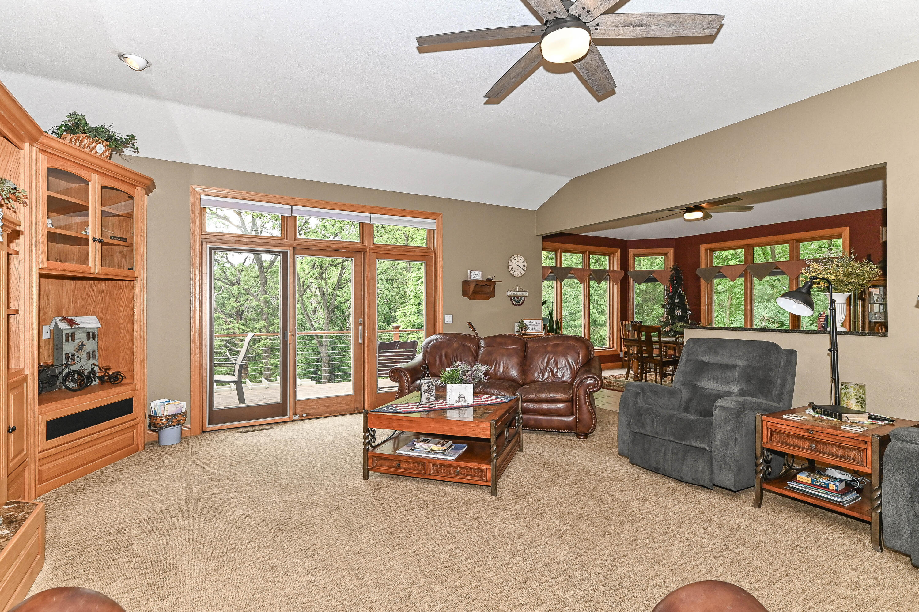 30927 Lawn Dr