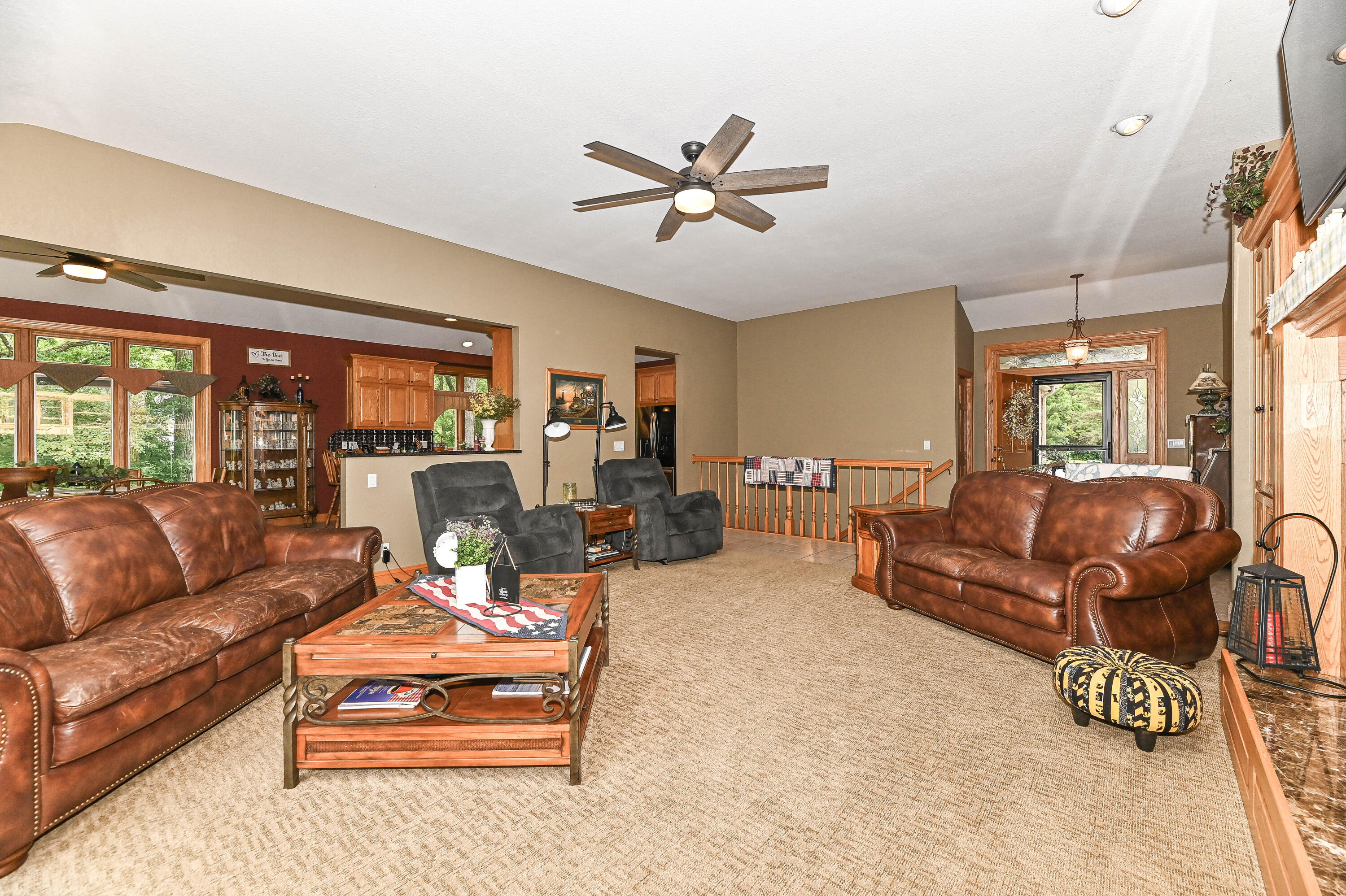 30927 Lawn Dr