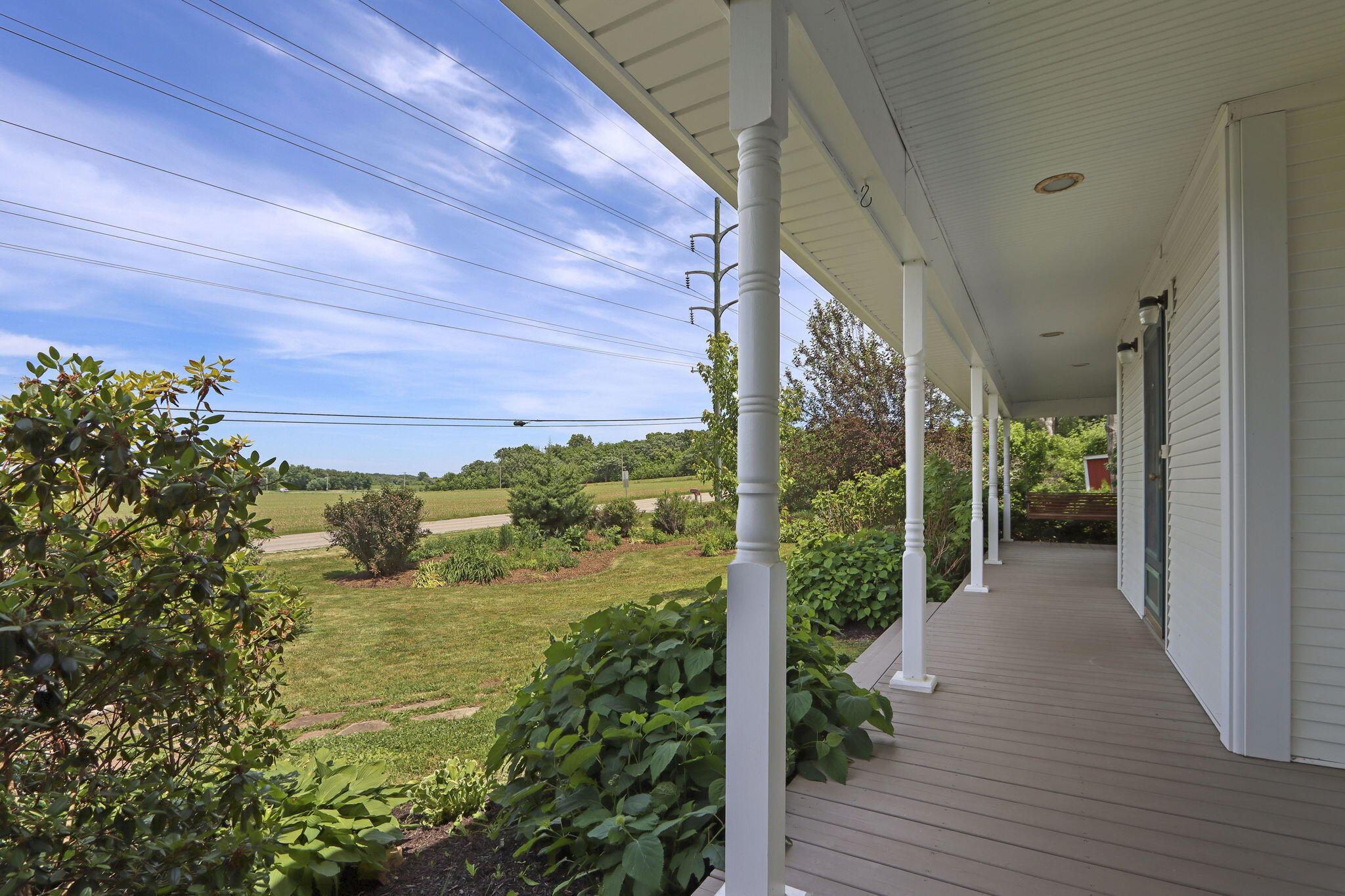 553 W Twin Lakes Rd