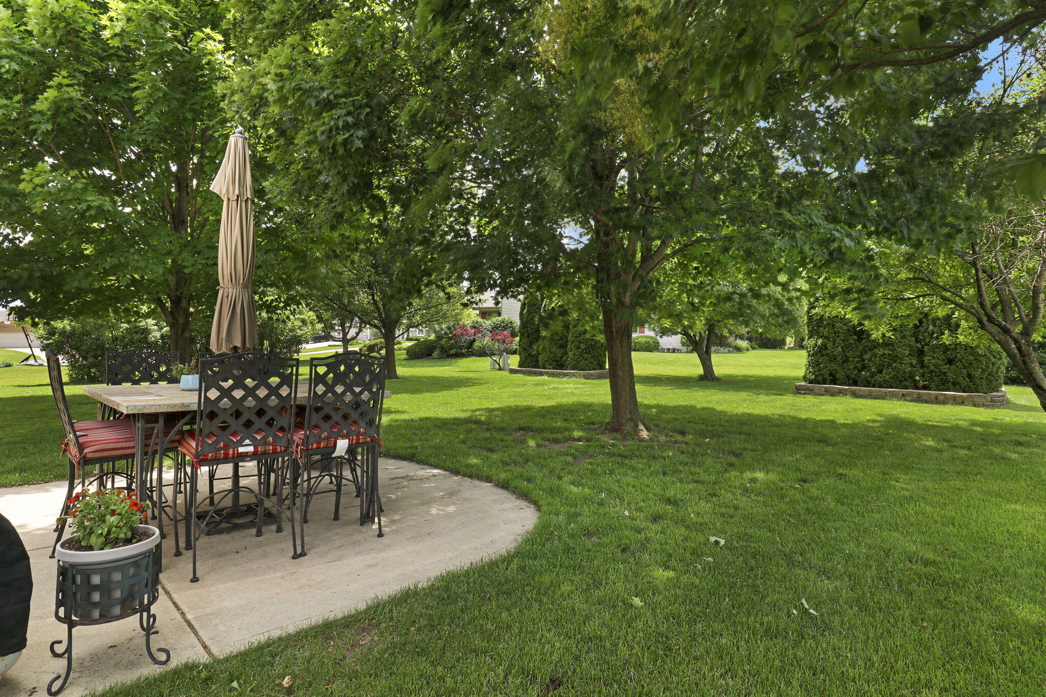 867 River Ridge Cir