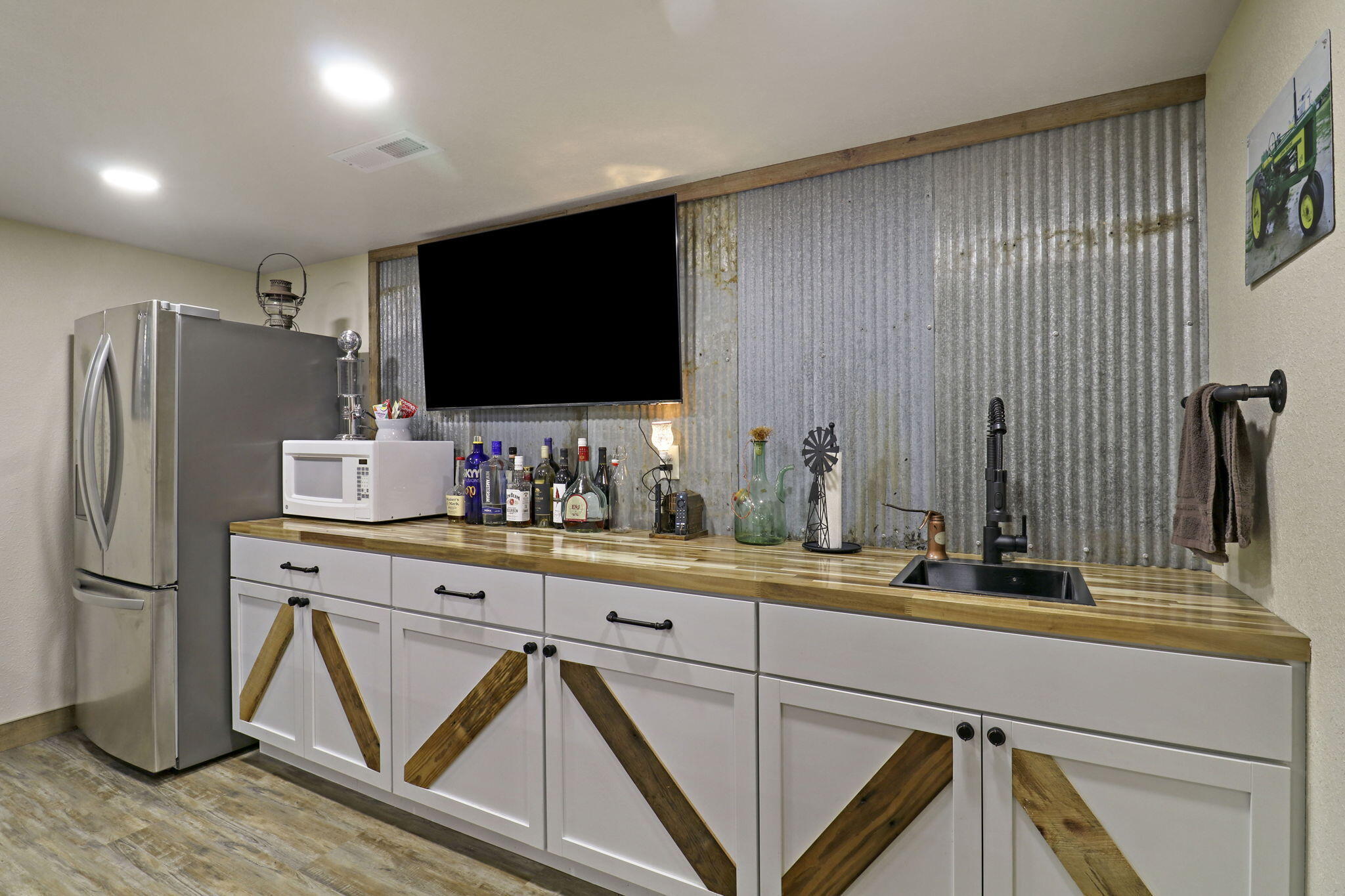 867 River Ridge Cir