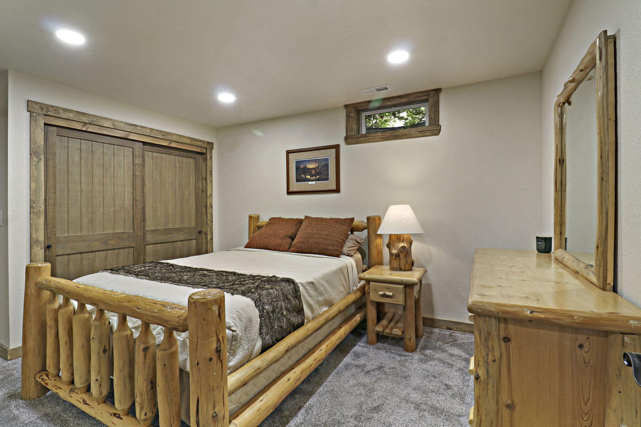 867 River Ridge Cir