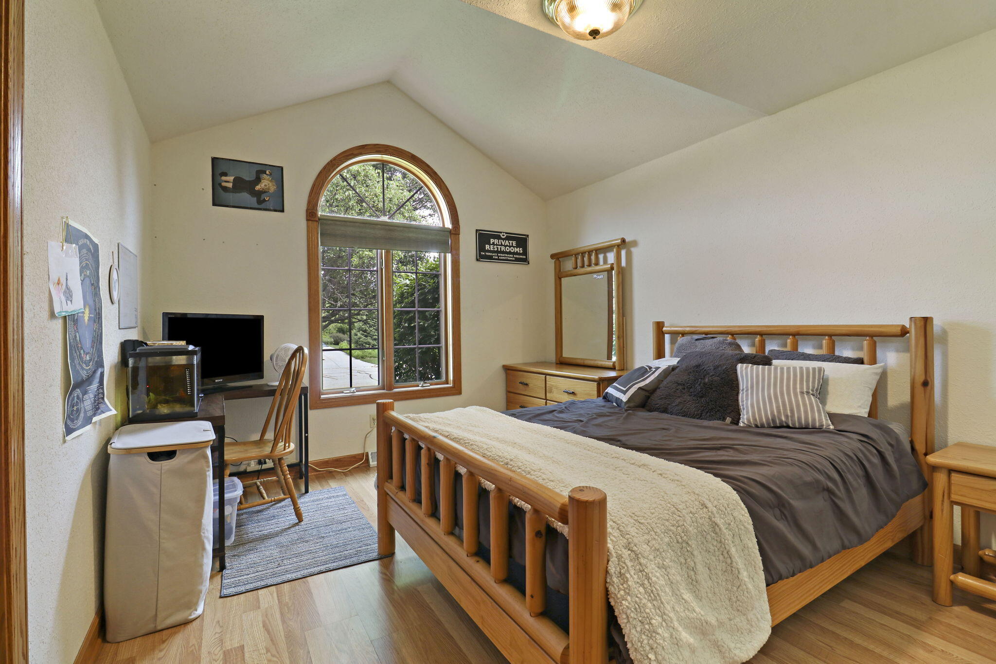 867 River Ridge Cir