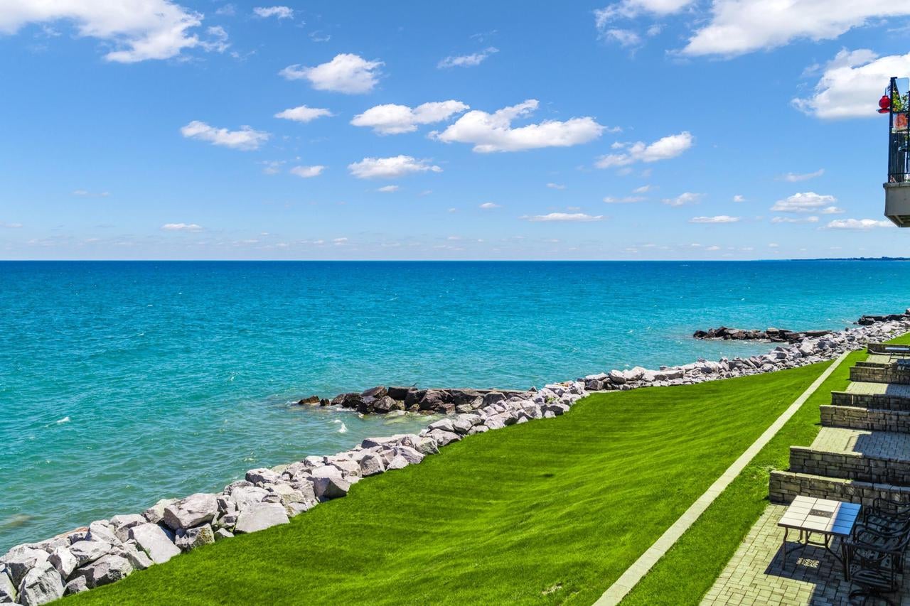 141 S Lakeshore DRIVE C6