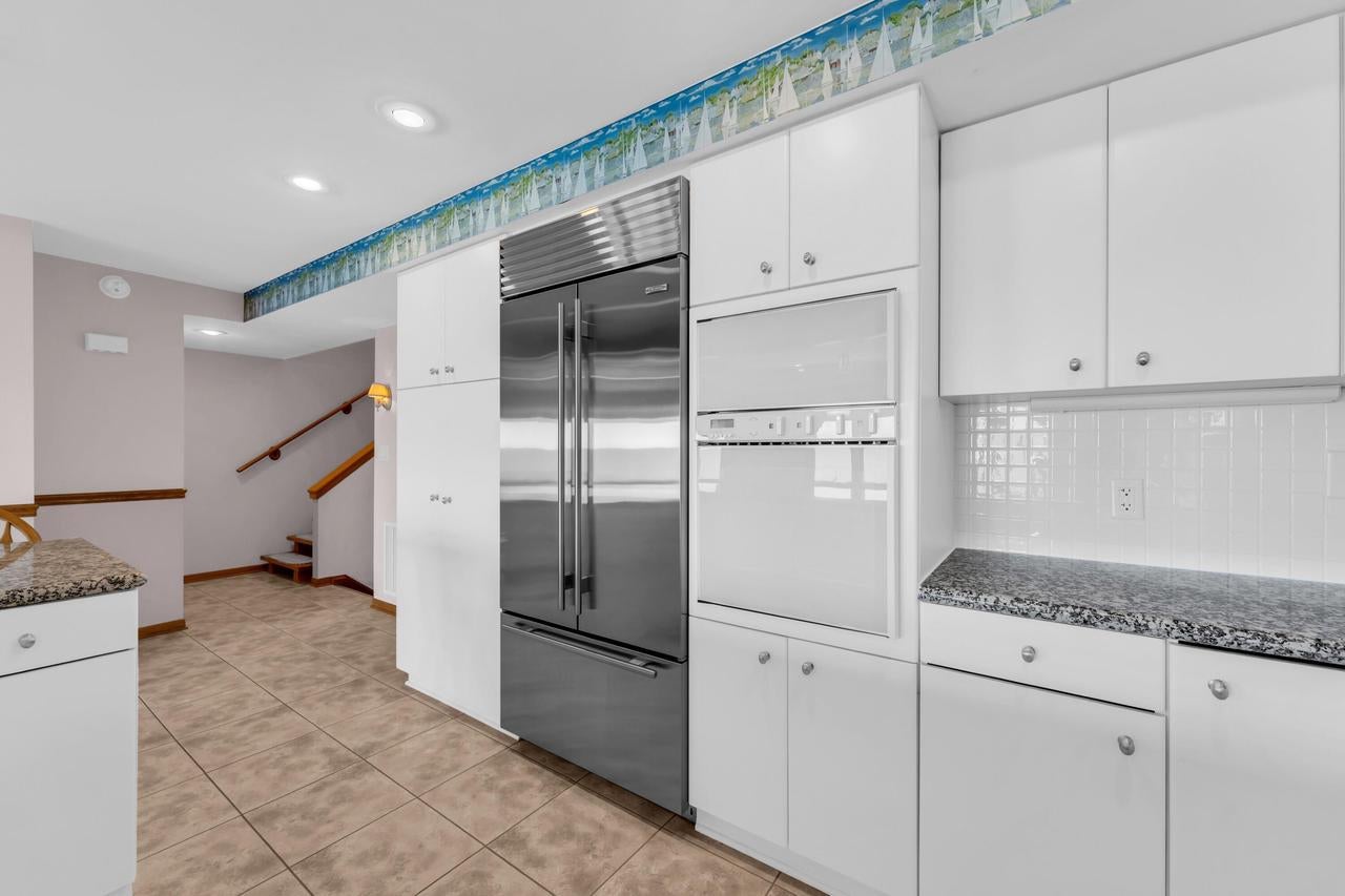 141 S Lakeshore DRIVE C6