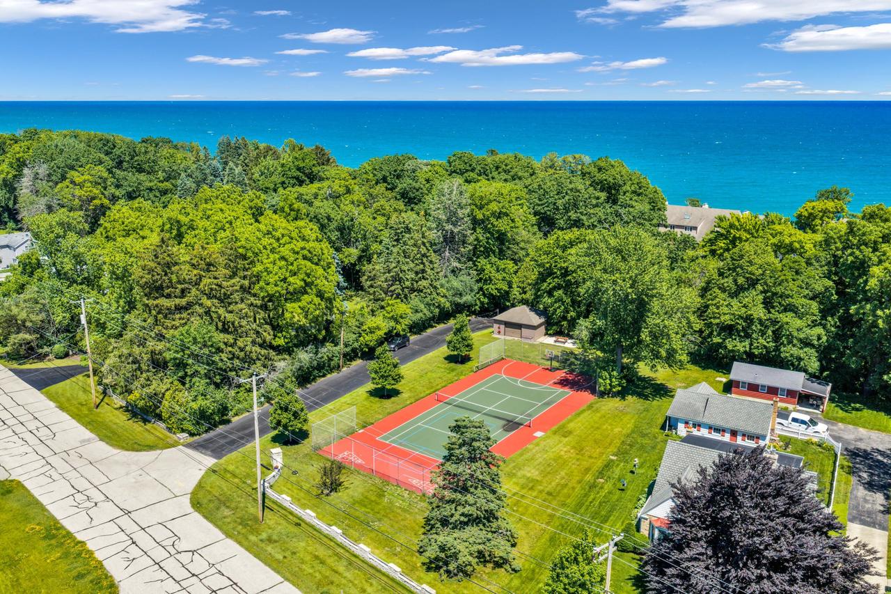 141 S Lakeshore DRIVE C6