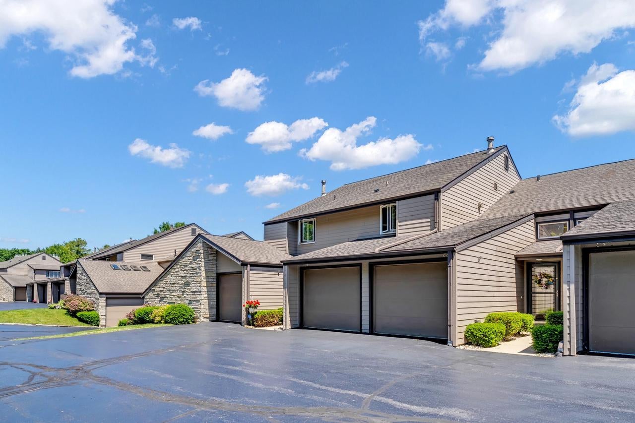141 S Lakeshore DRIVE C6