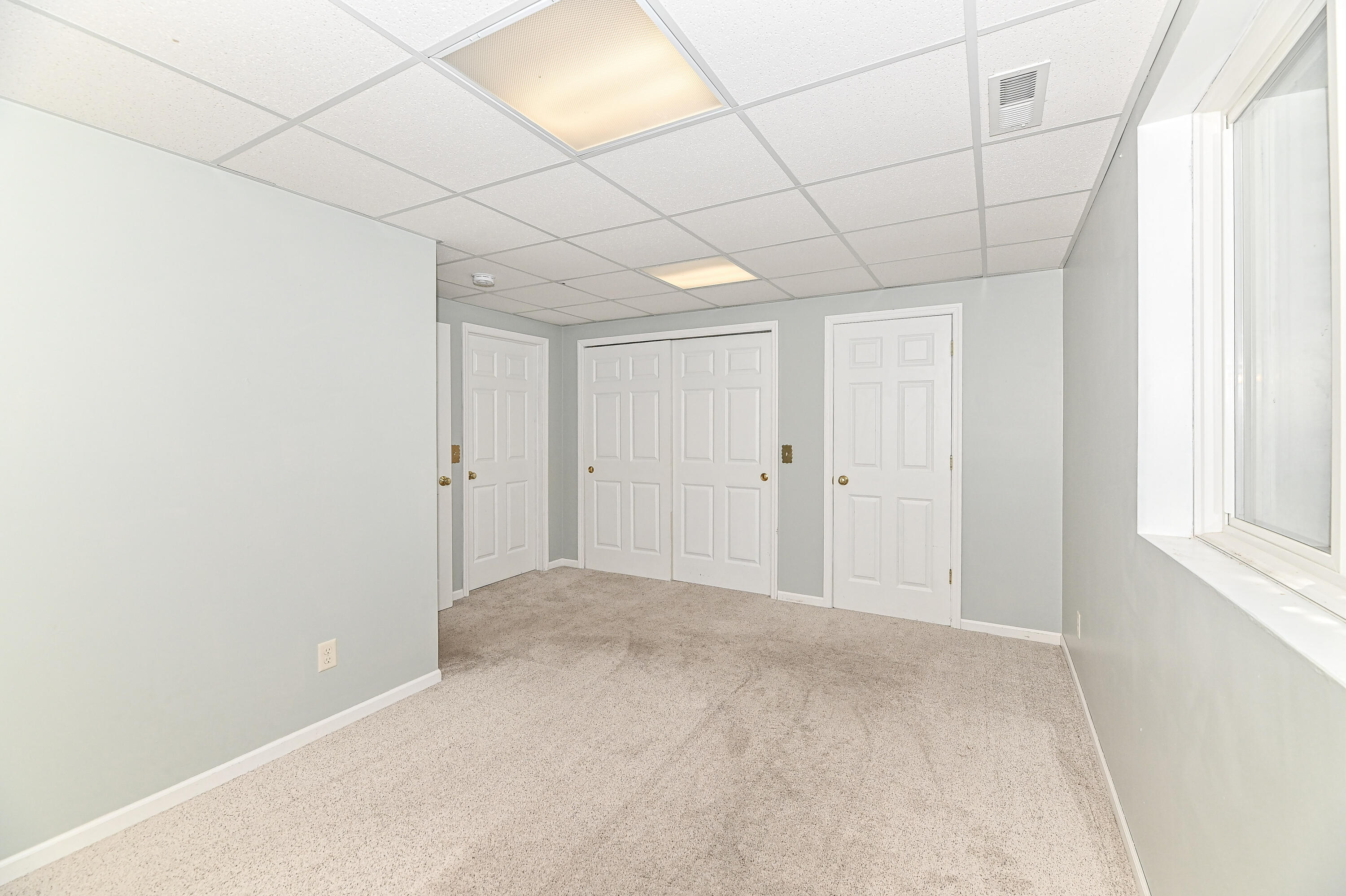 31331 Lake St