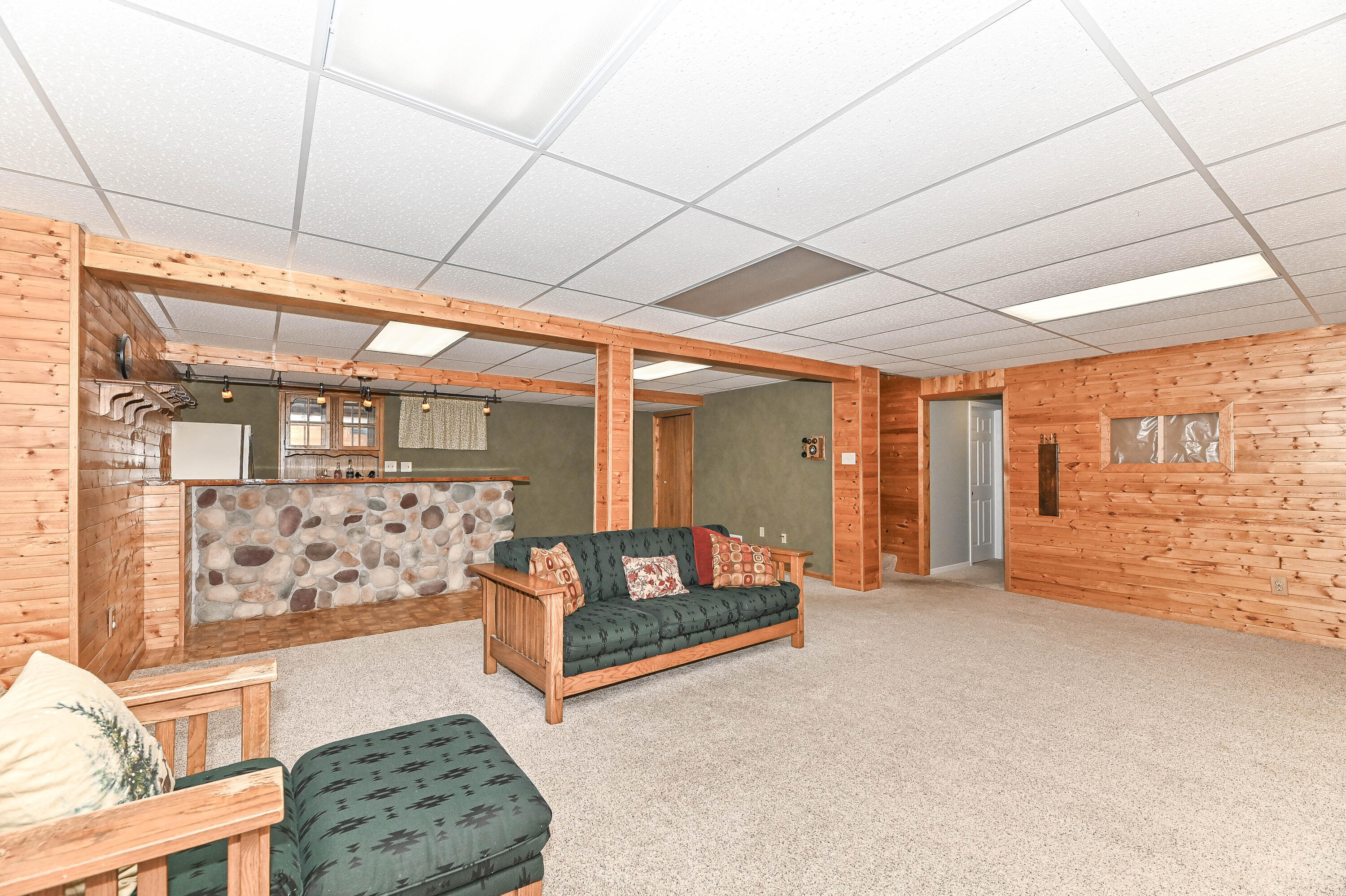 31331 Lake St