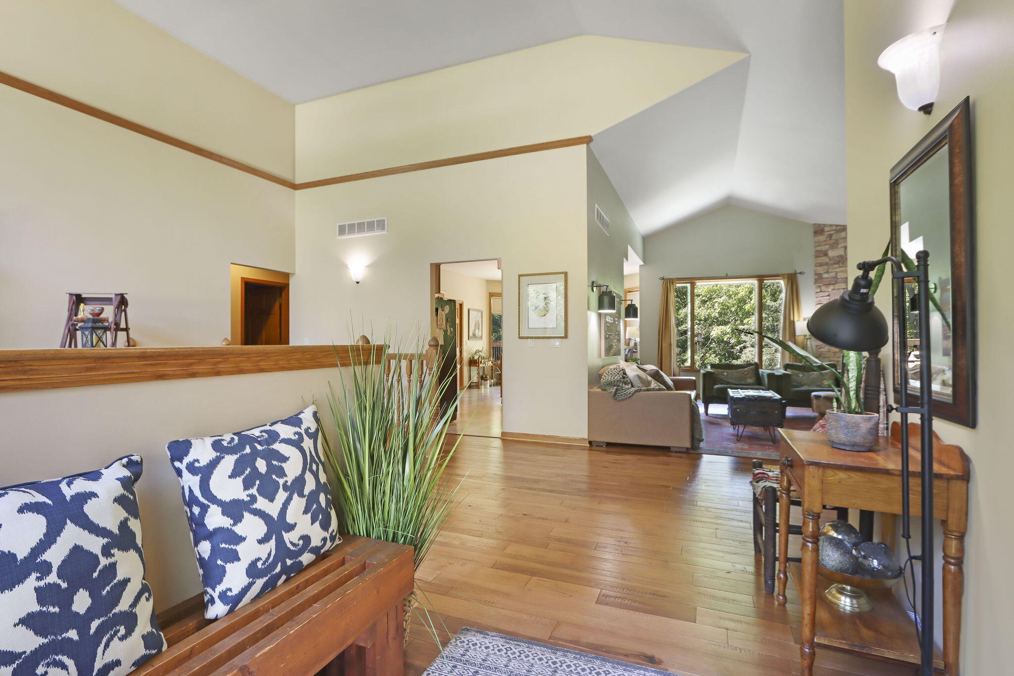 1109 Cooper Hawk Dr