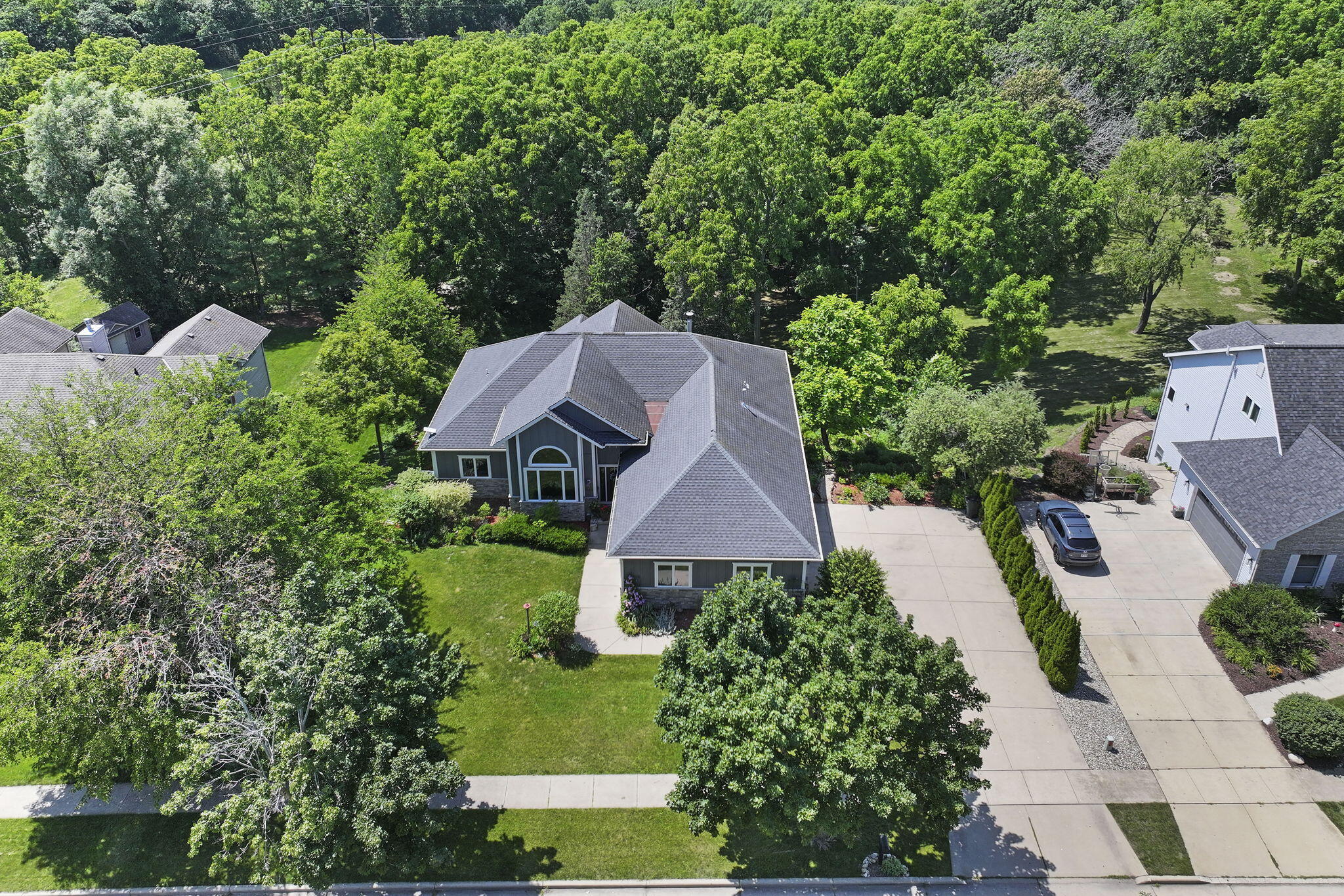 1109 Cooper Hawk Dr