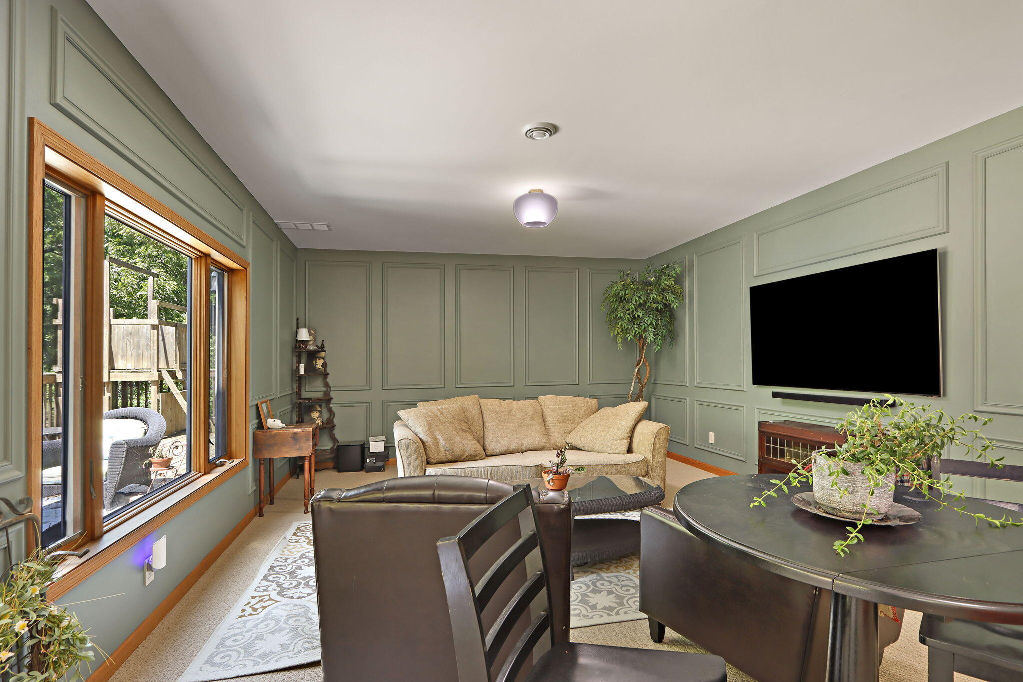 1109 Cooper Hawk Dr