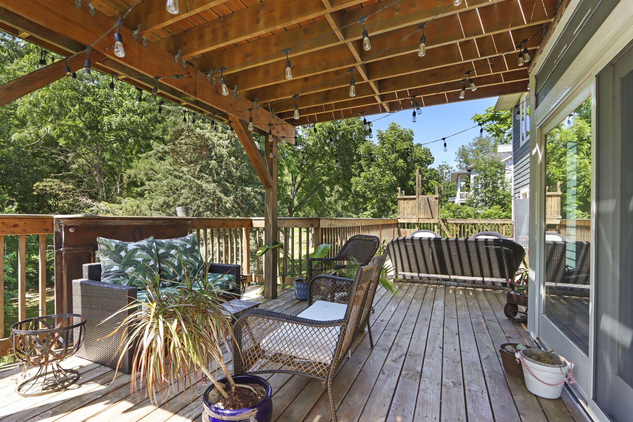 1109 Cooper Hawk Dr