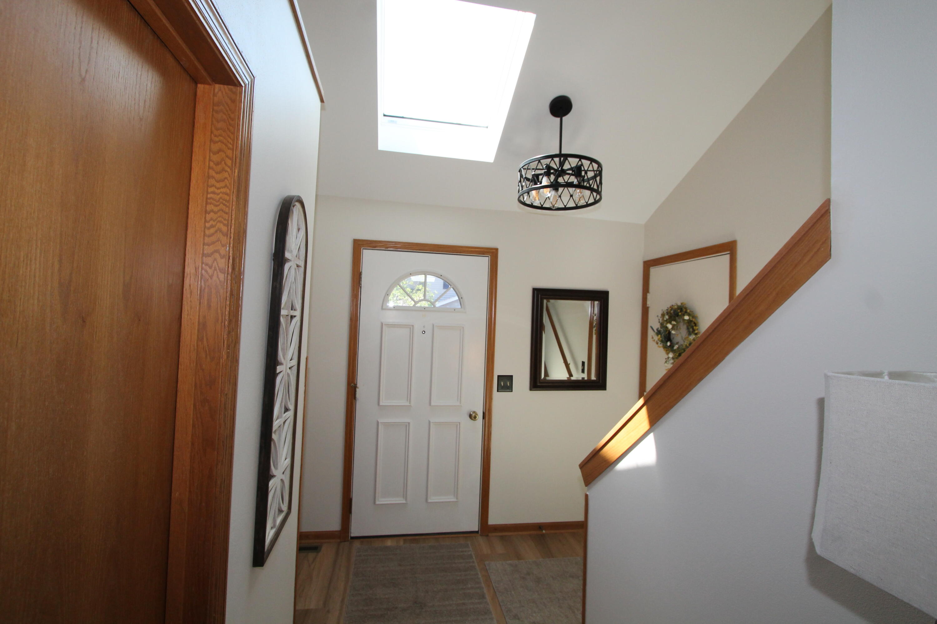 217 S 7th St, 15