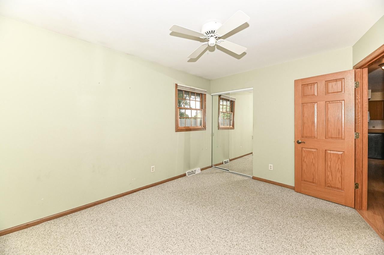 209 Parkview DRIVE