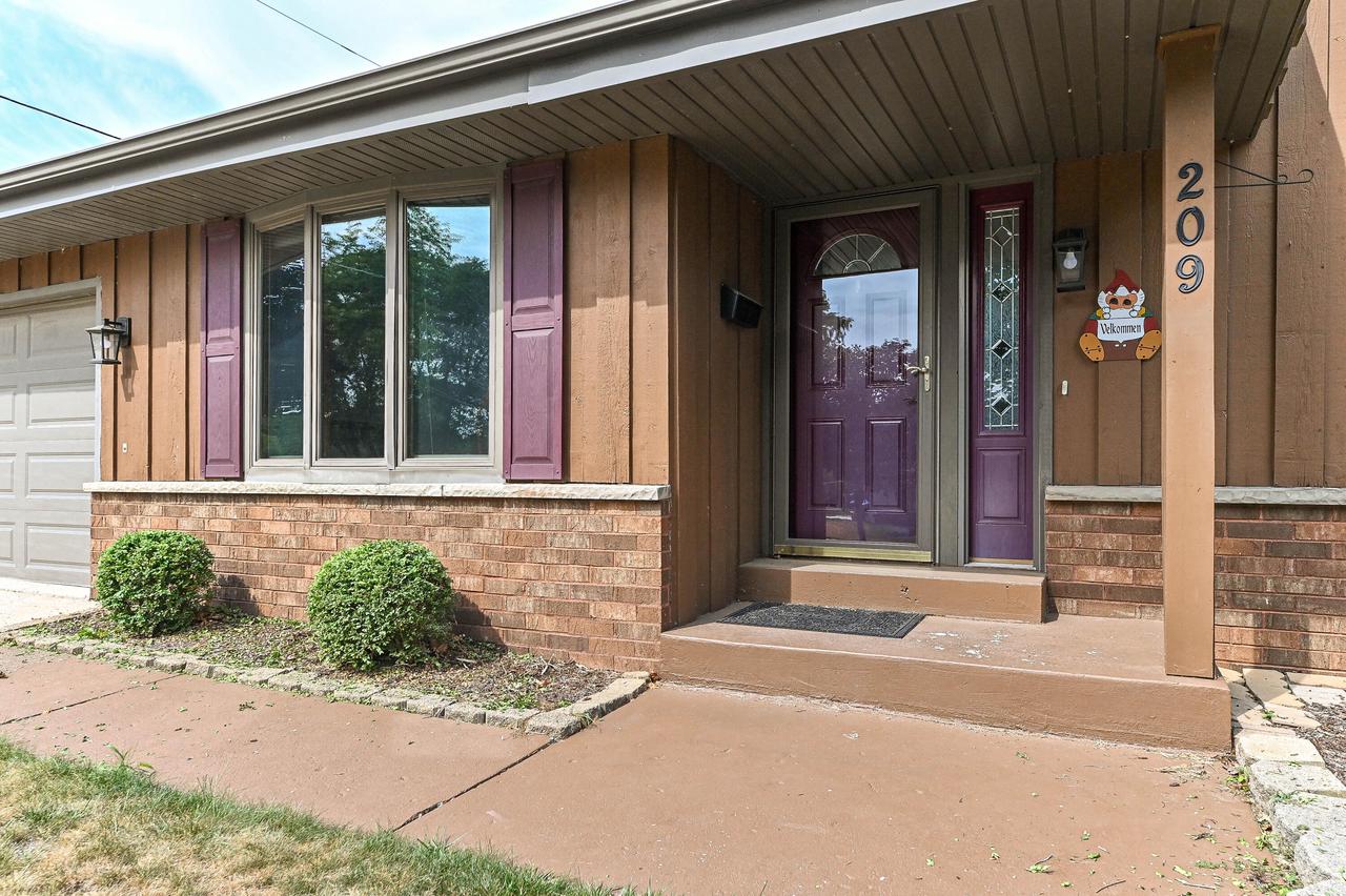 209 Parkview DRIVE