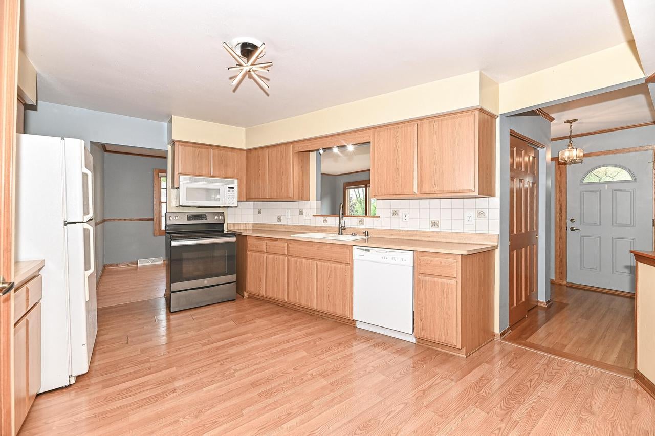 209 Parkview DRIVE