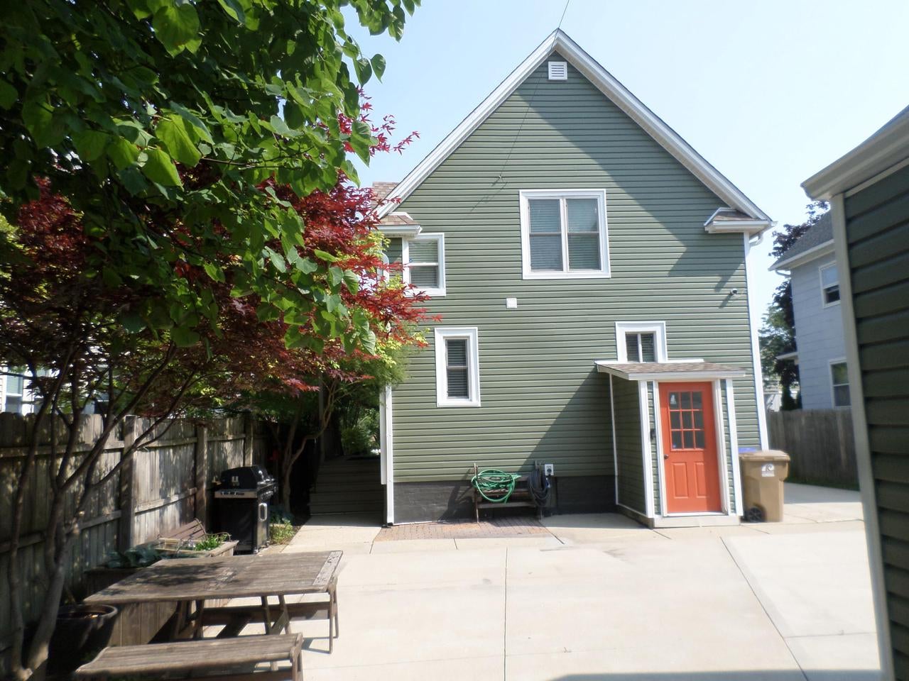2111 53rd STREET