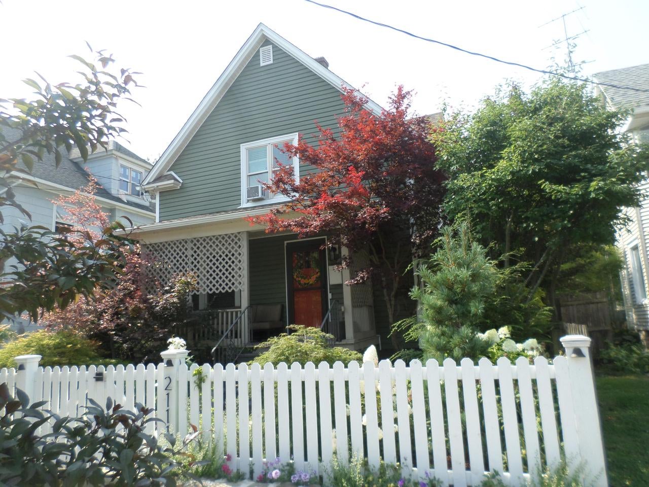 2111 53rd STREET