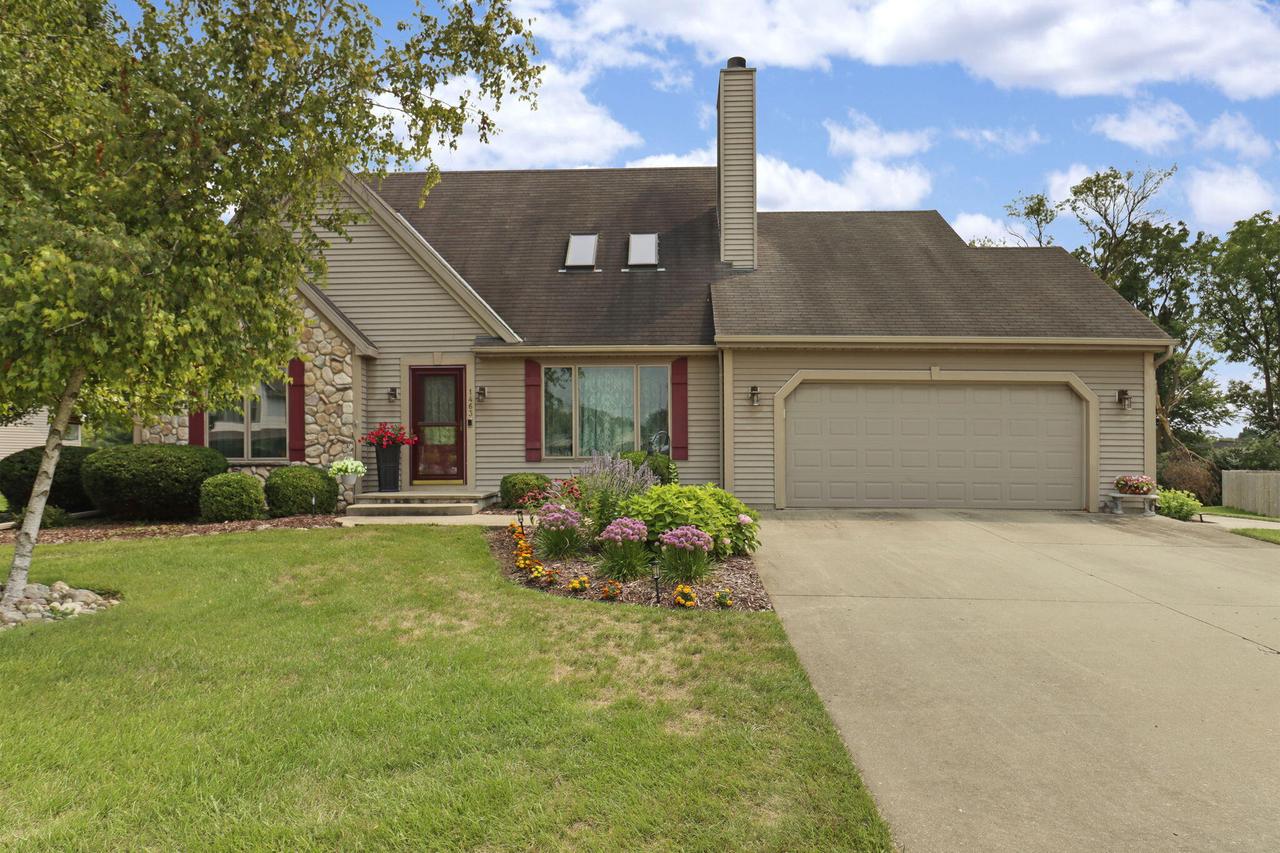 1463 Creek Side DRIVE