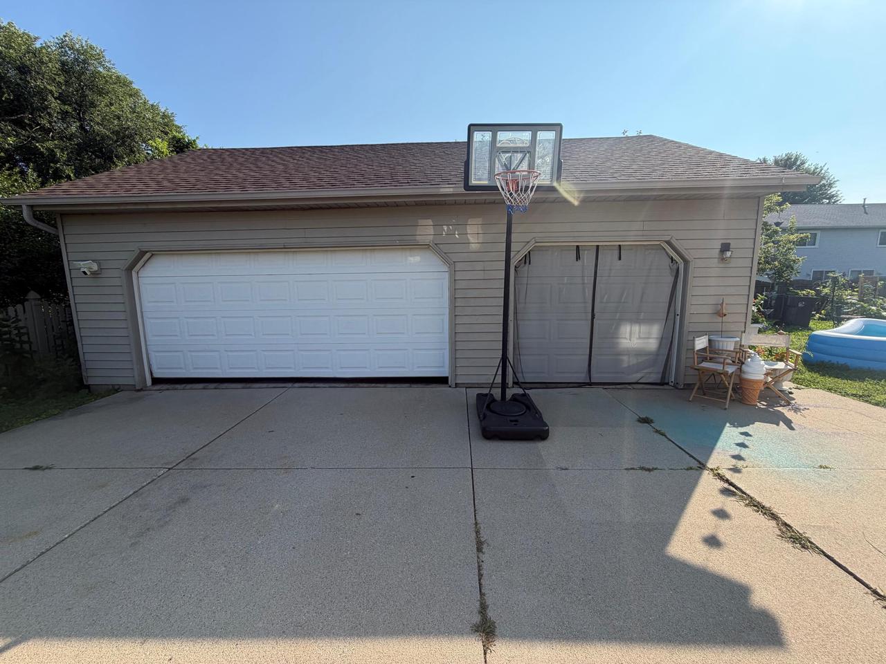 1505 Oxford LANE 1507