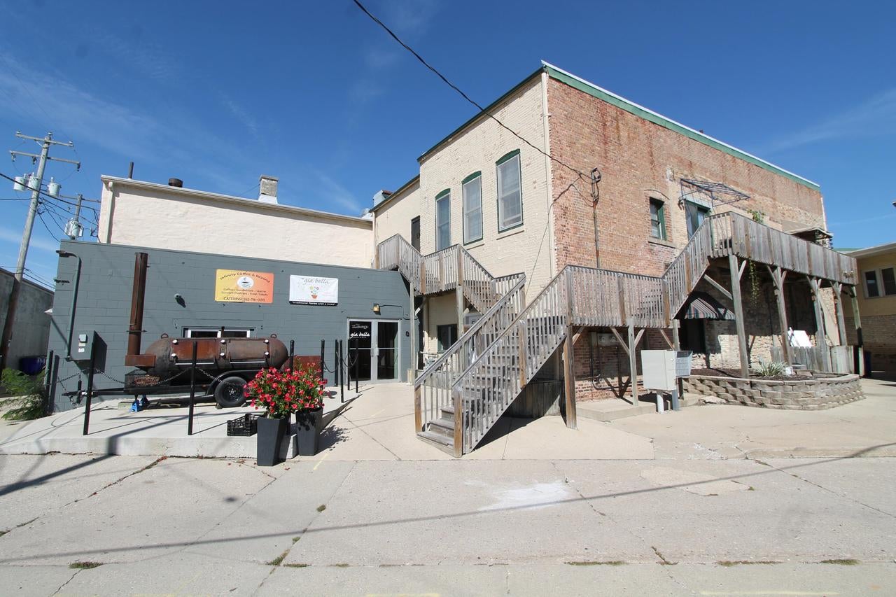 133 E Chestnut STREET 149