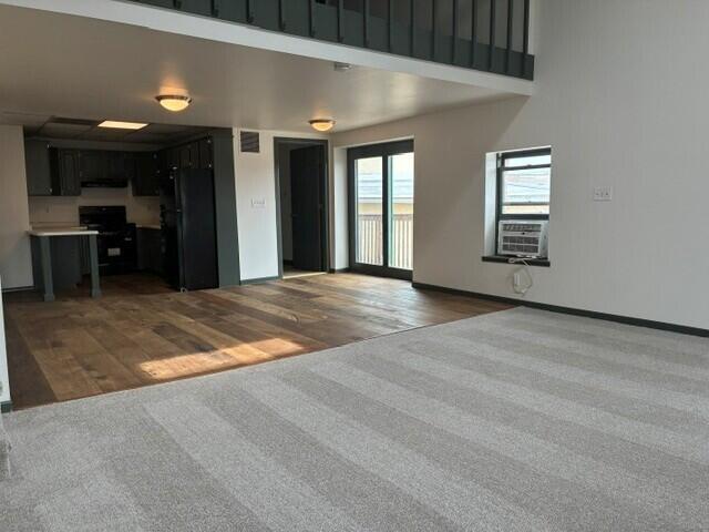 133 E Chestnut St, 149
