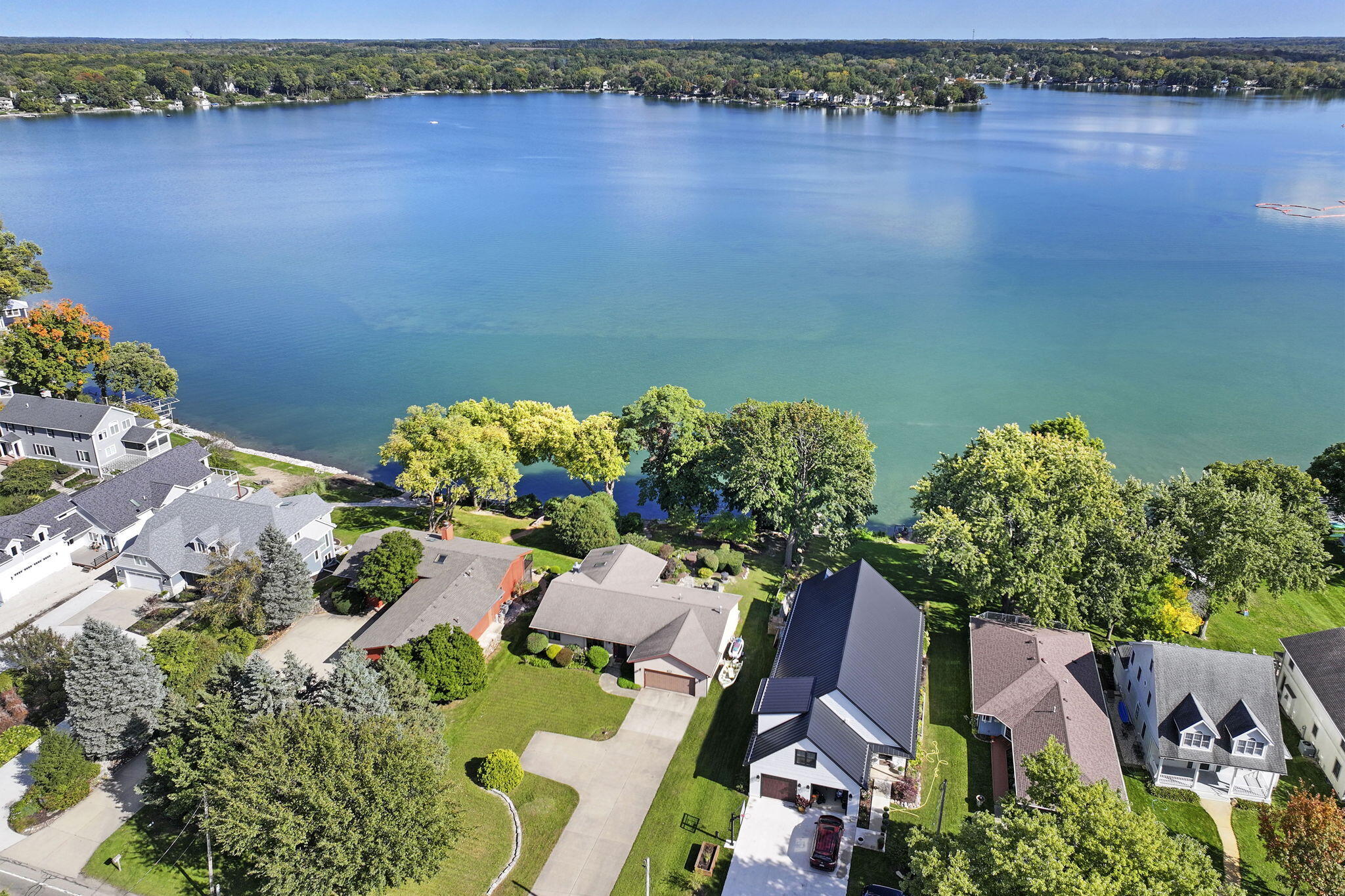 3119 S Browns Lake Dr