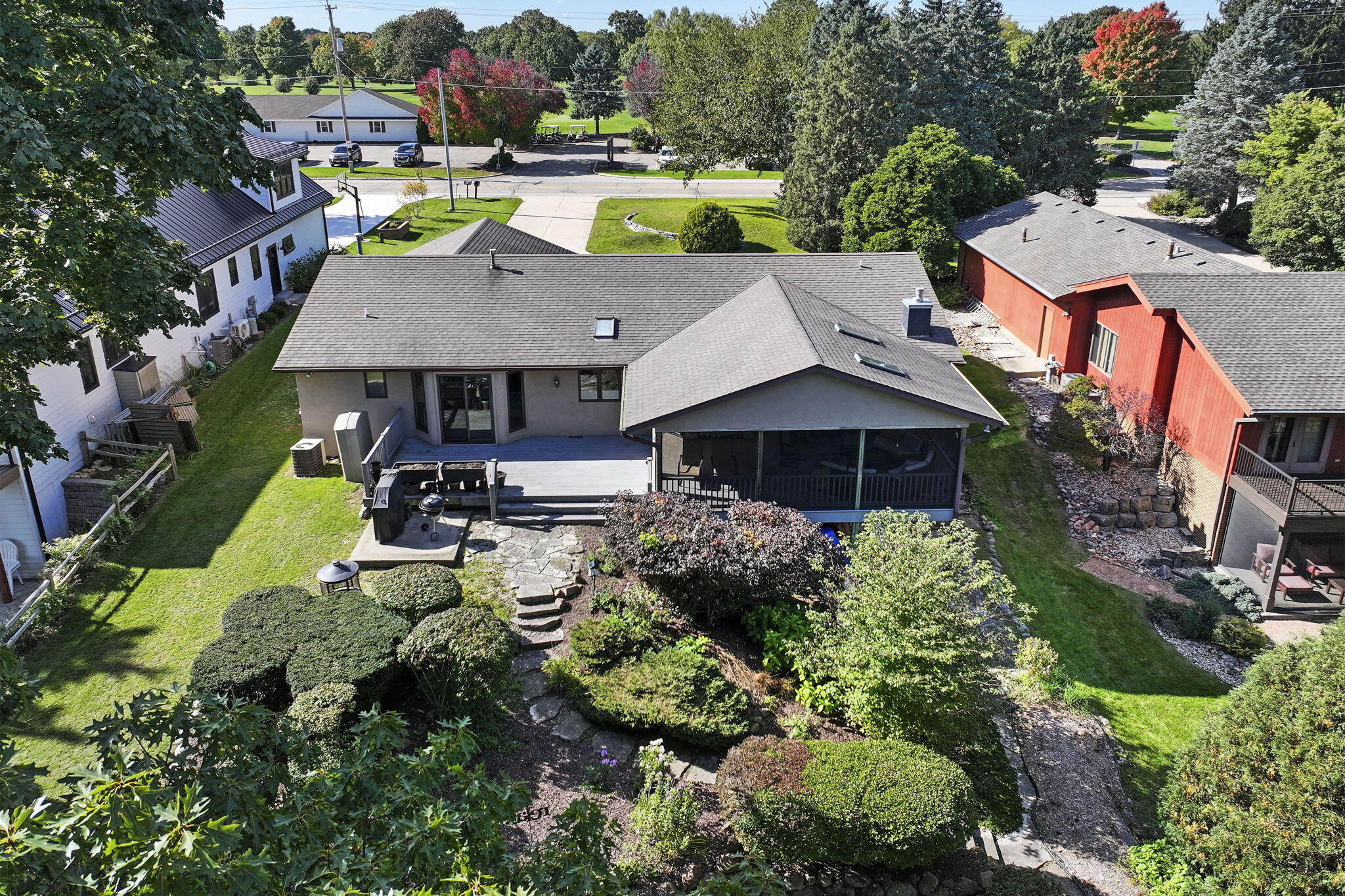 3119 S Browns Lake Dr