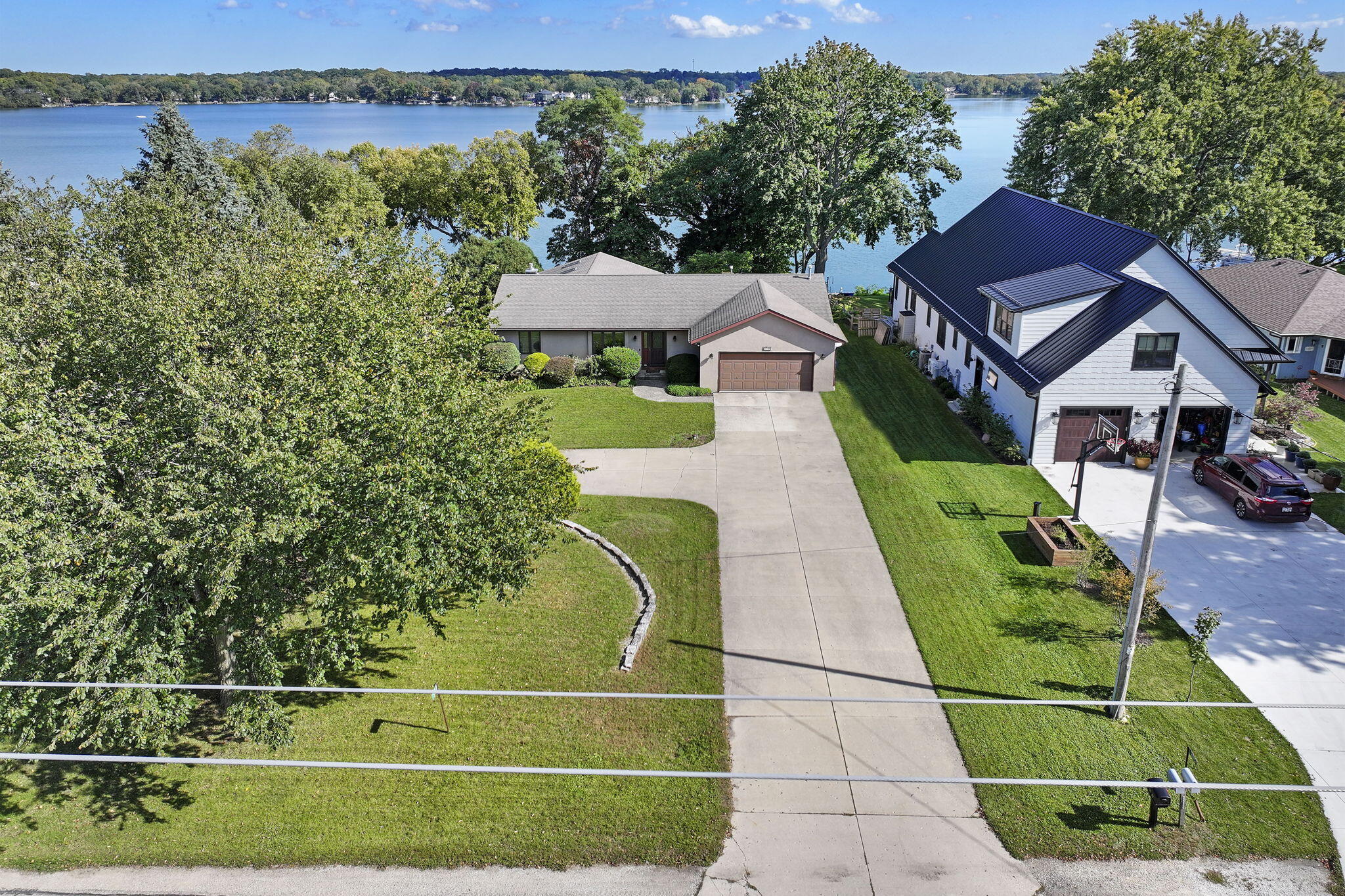 3119 S Browns Lake Dr
