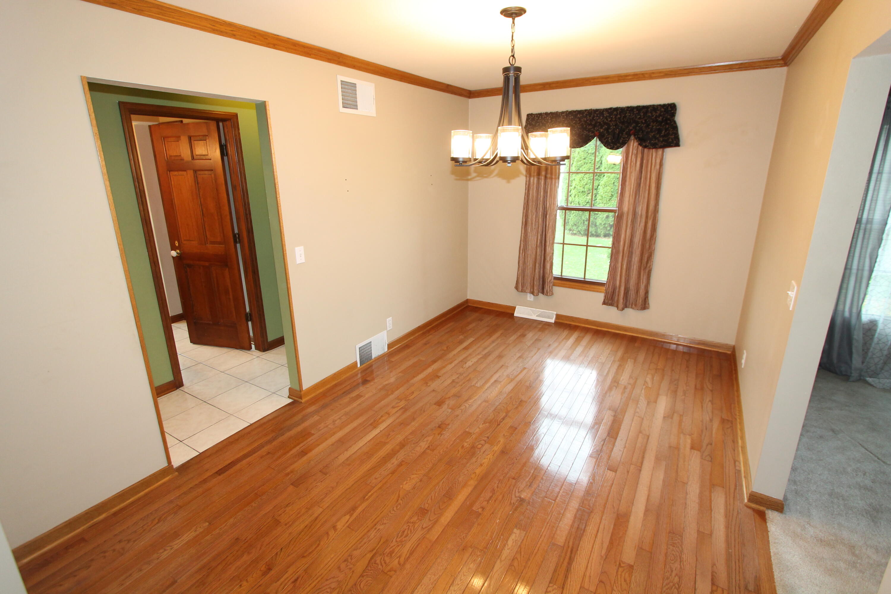 1306 Carlin Ct